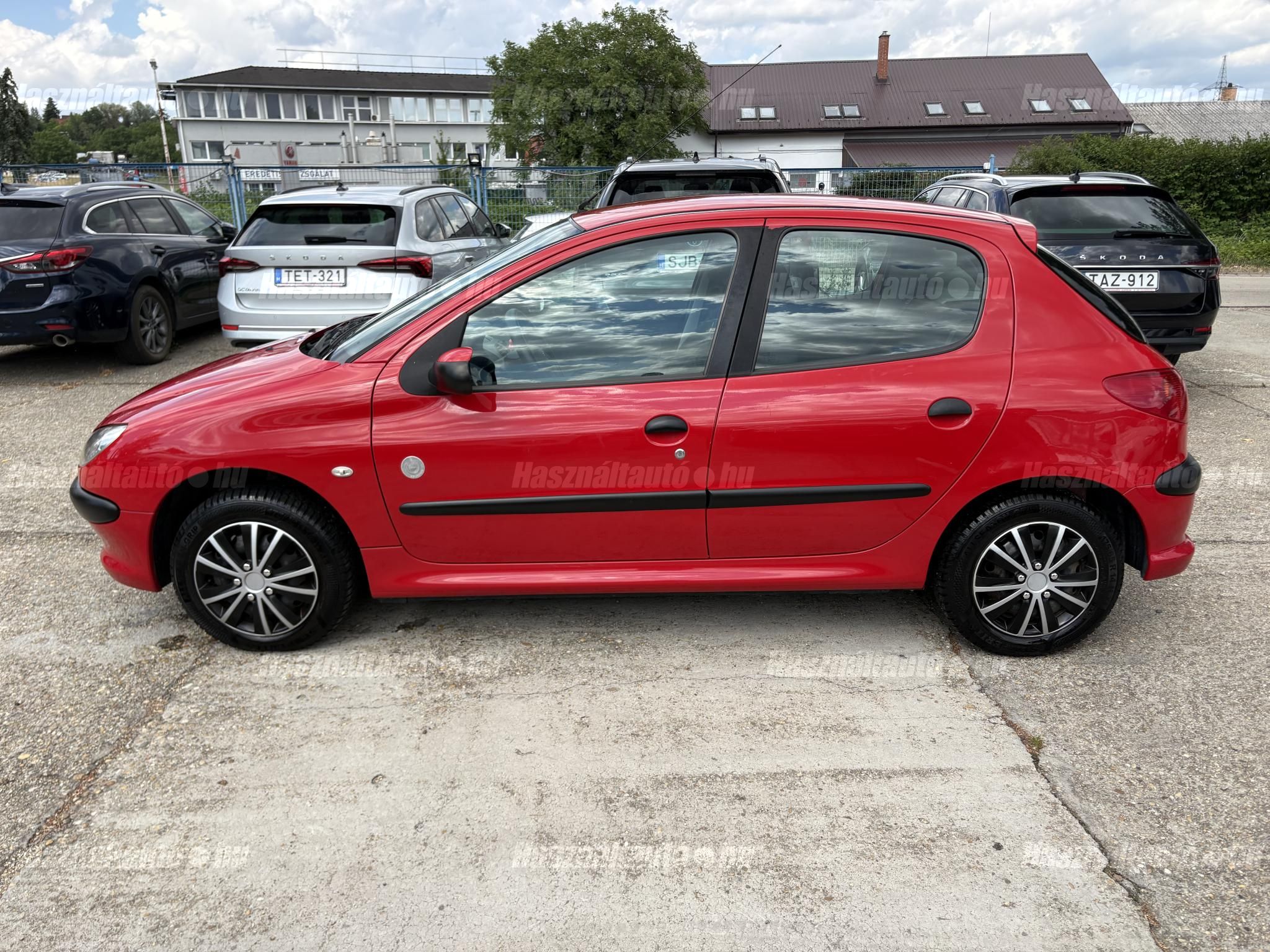 PEUGEOT 206 2008/9 - 1