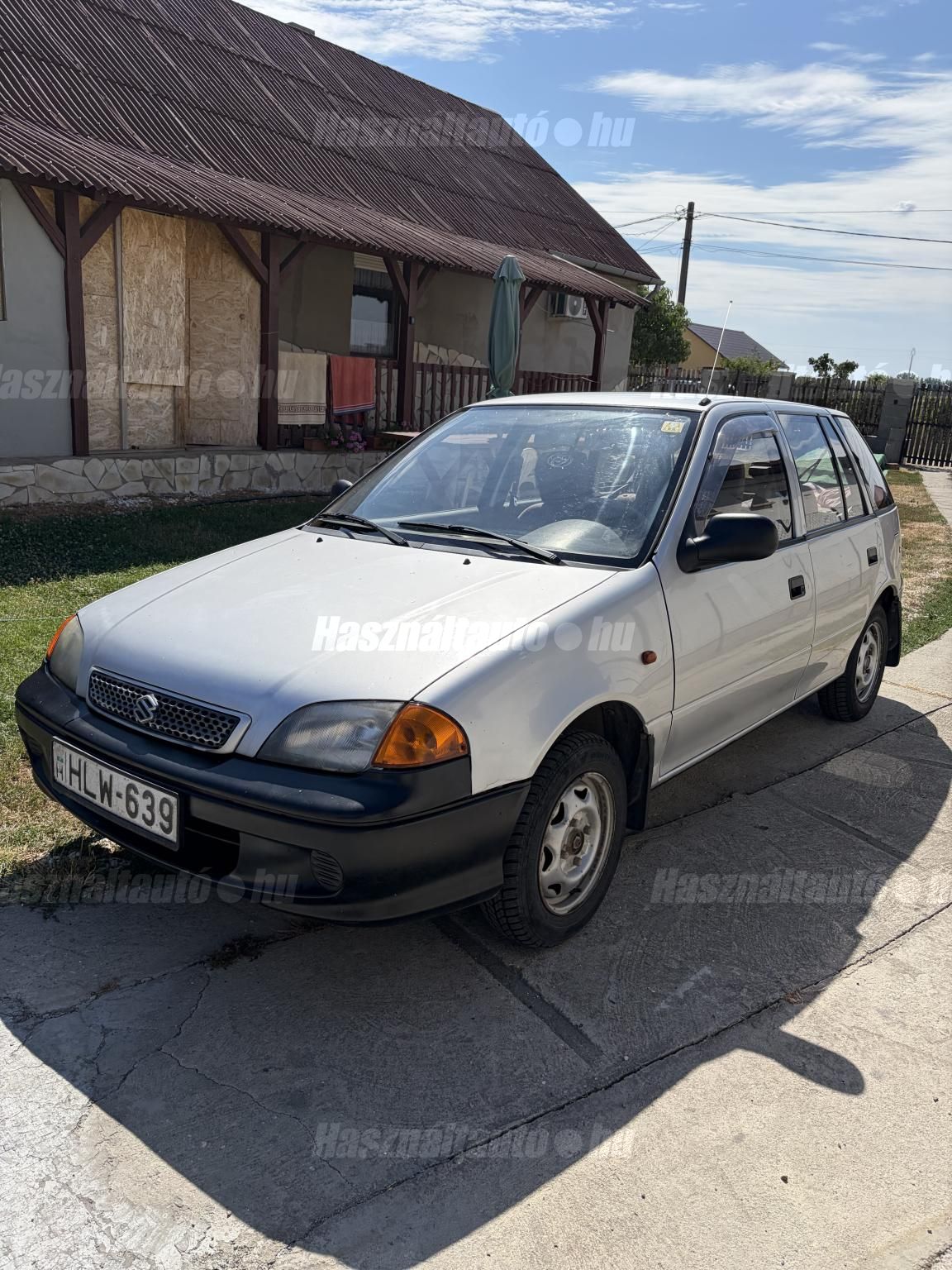 SUZUKI SWIFT 2001/4 - 1