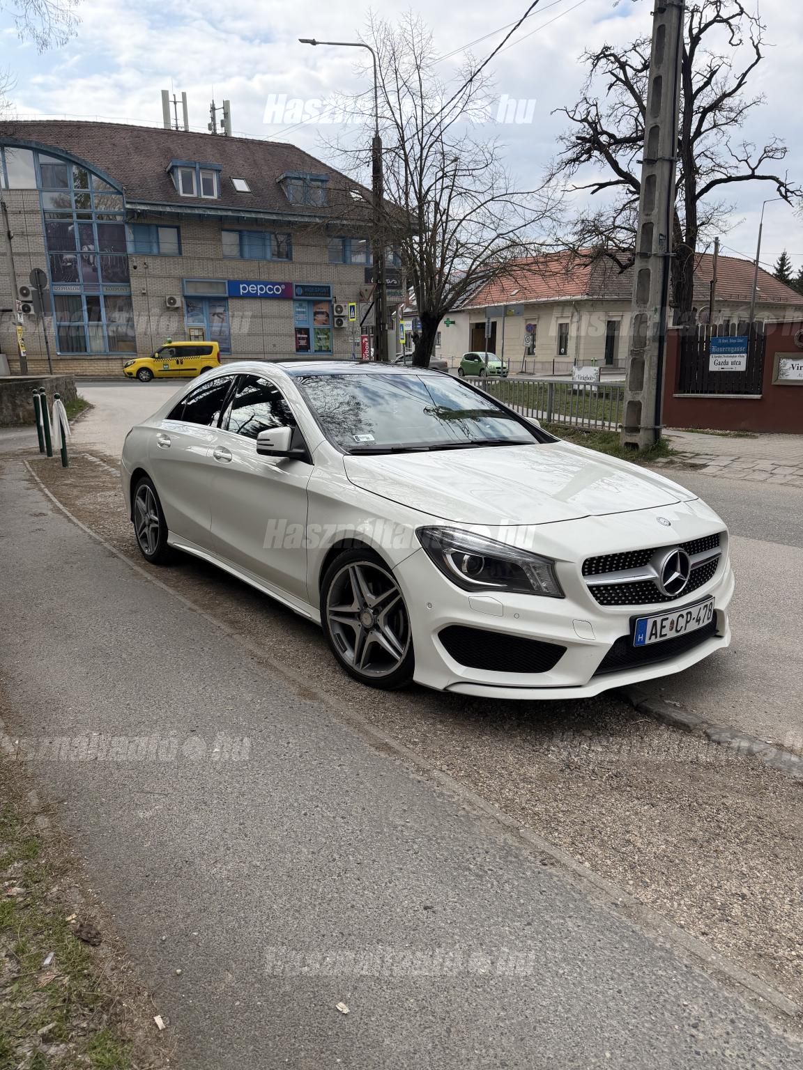MERCEDES-BENZ CLA 200 2016/5 - 1