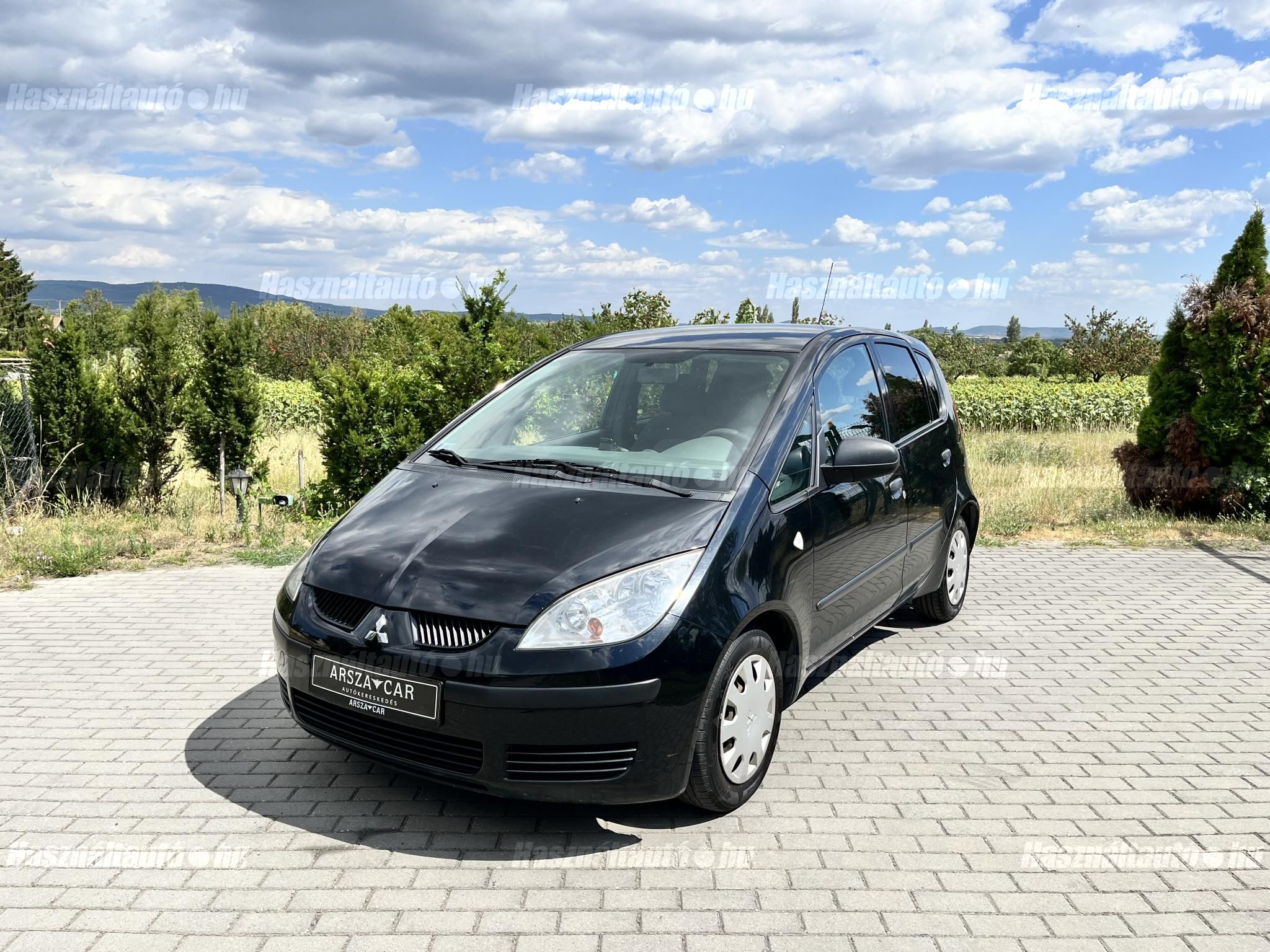 MITSUBISHI COLT 2006/9 - 1