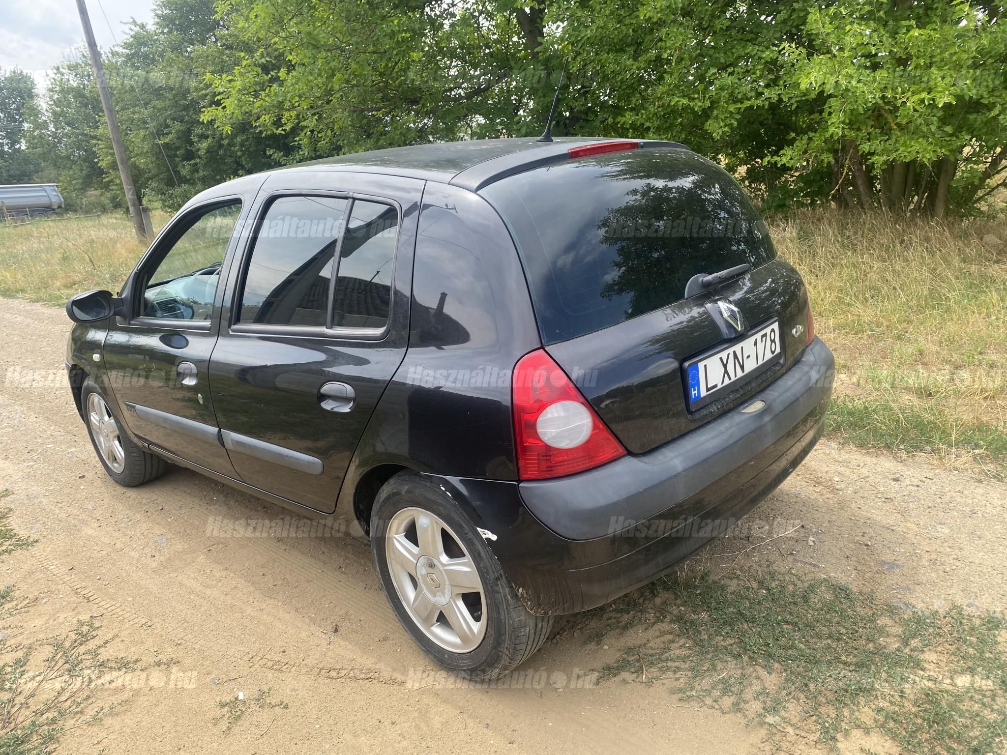 RENAULT CLIO 2004/10 - 1