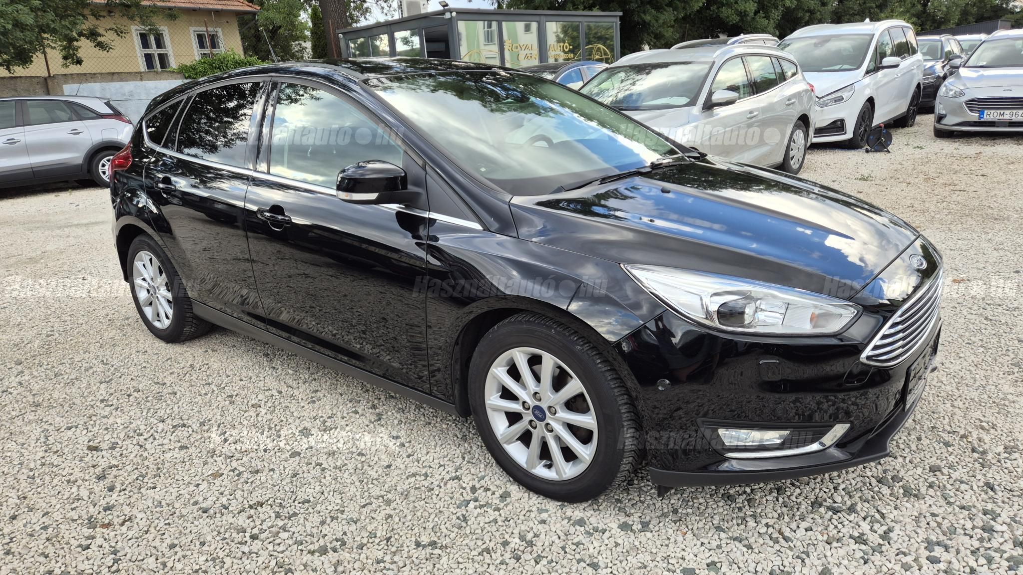 FORD FOCUS 2016/11 - 1