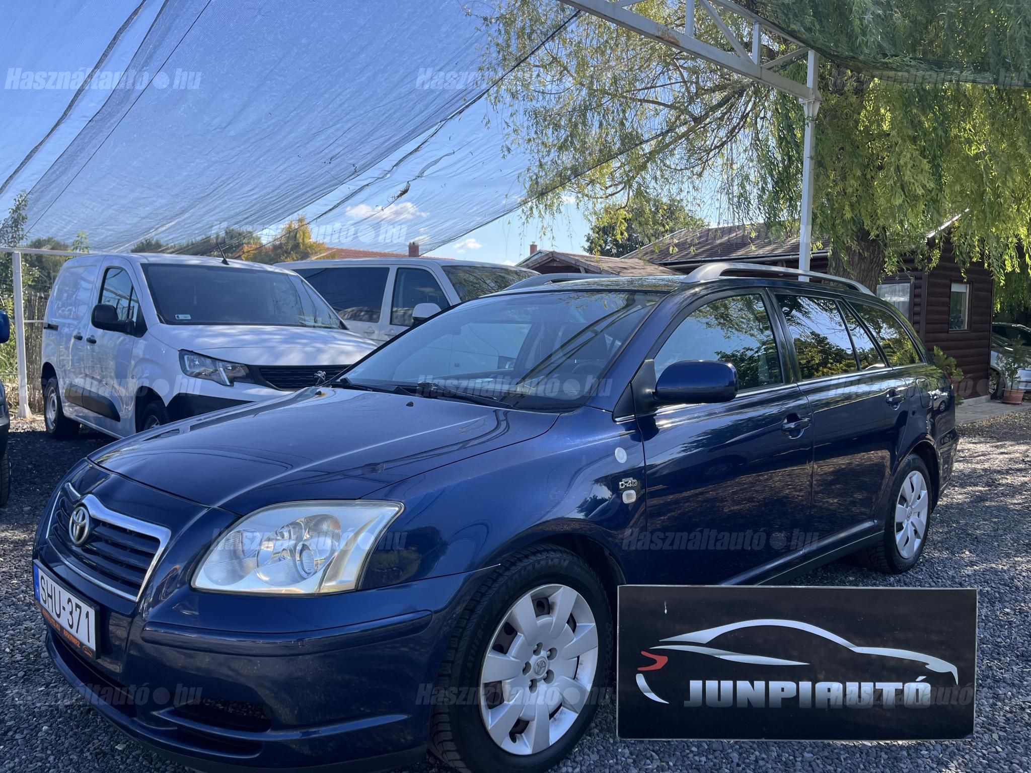 TOYOTA AVENSIS 2005/4 - 1