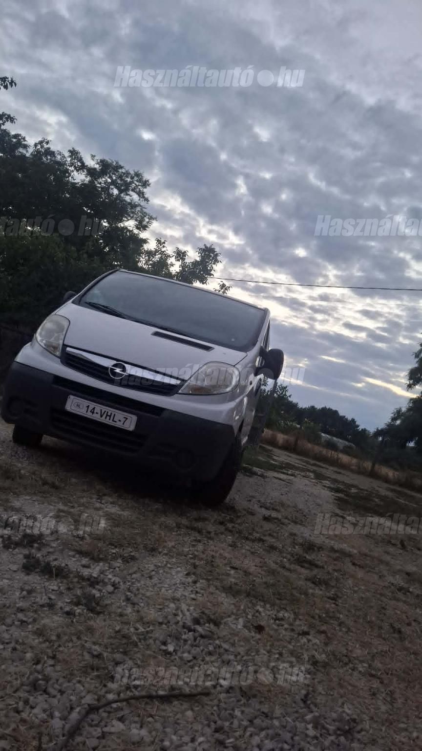 OPEL VIVARO 2007/10 - 1