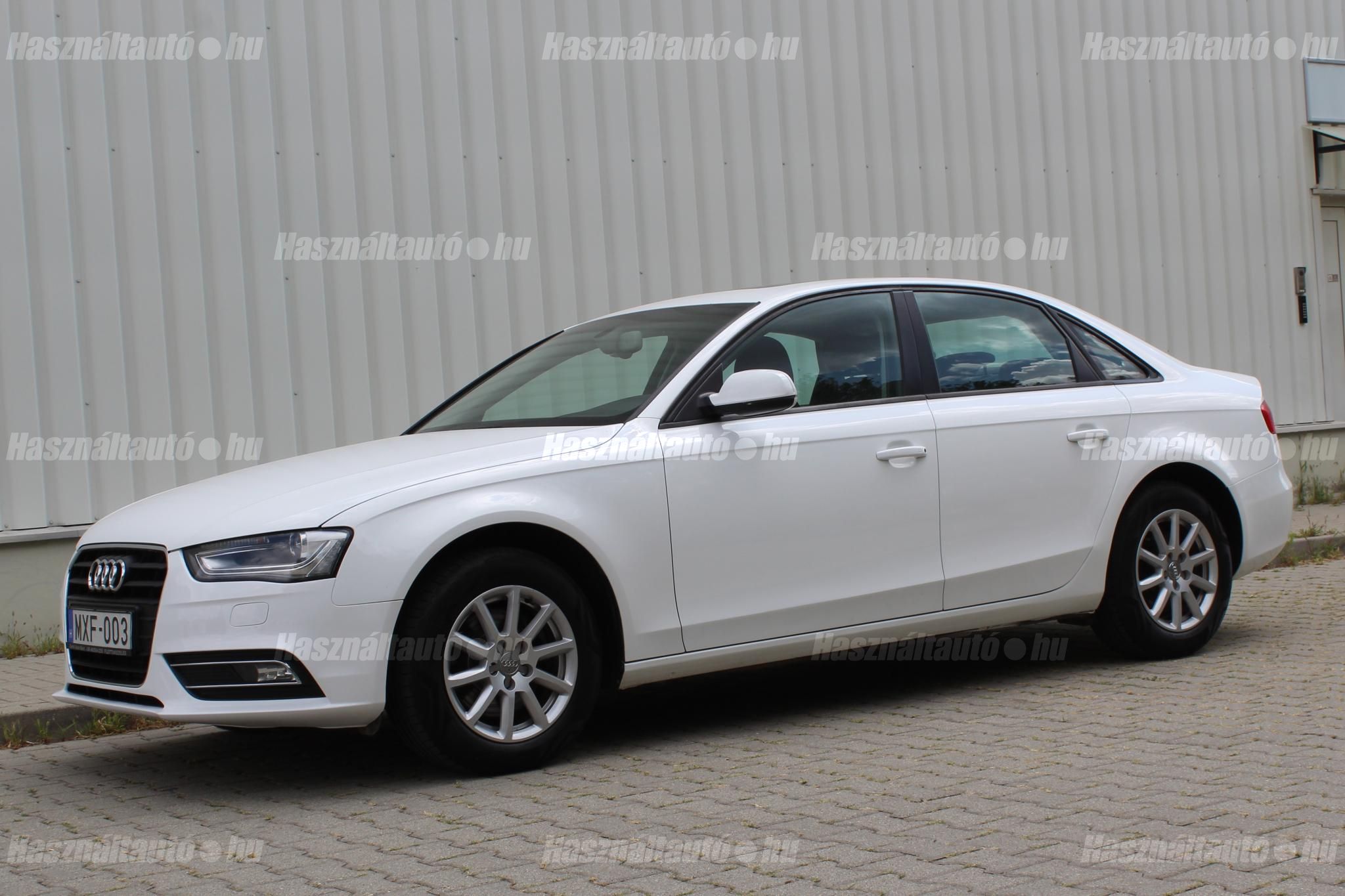 AUDI A4 2014/10 - 1