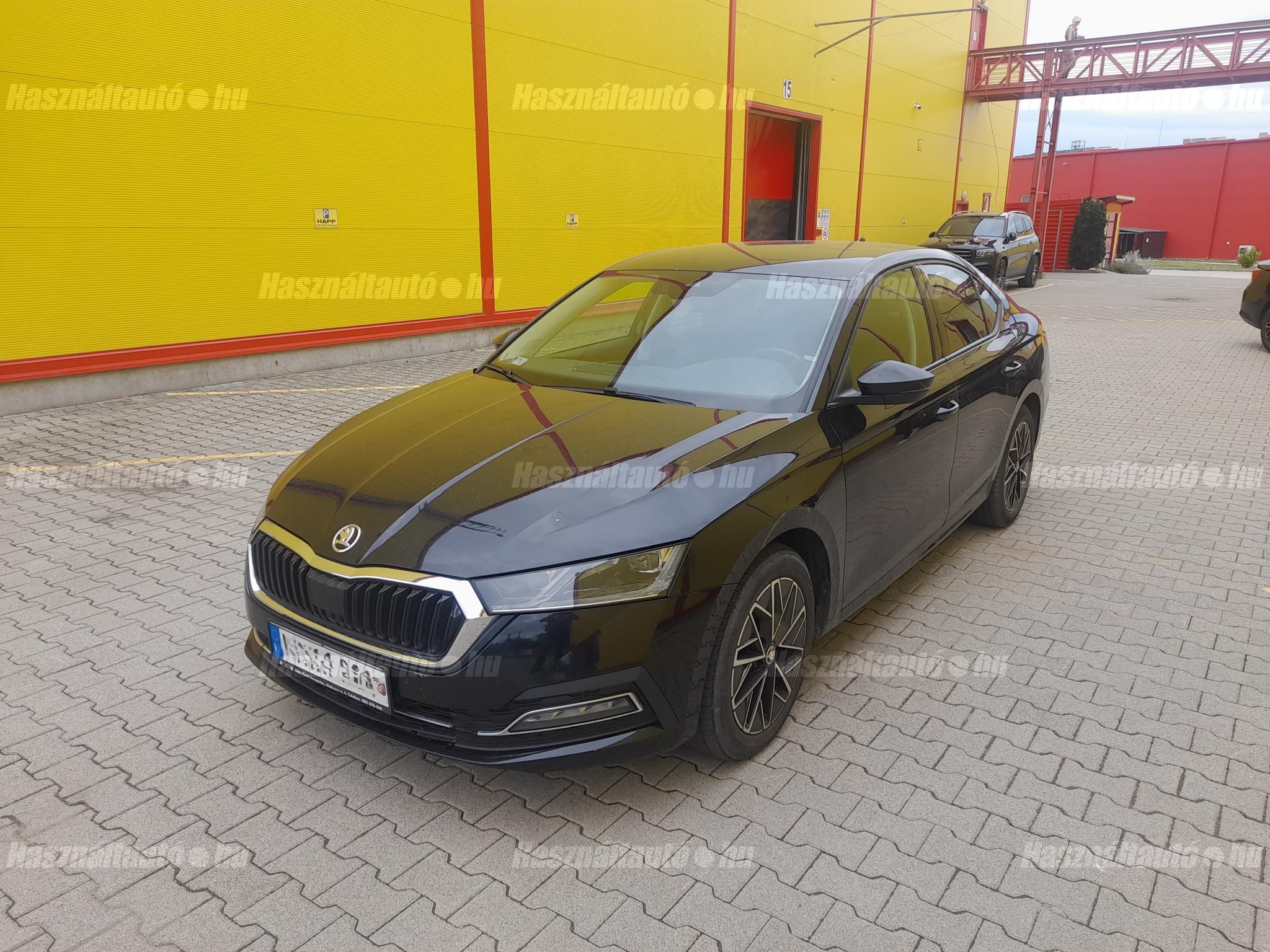SKODA OCTAVIA 2023/7 - 1
