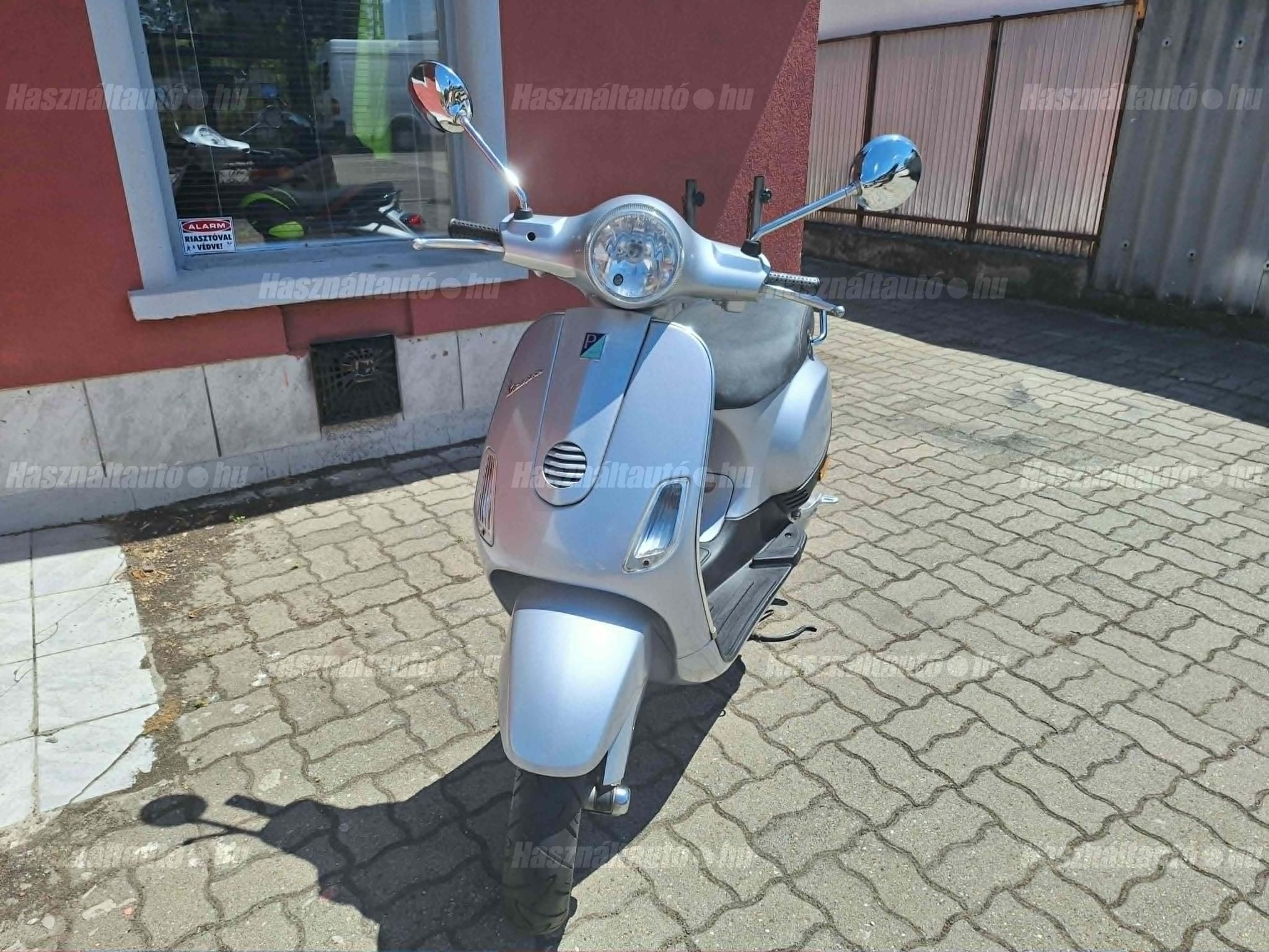 VESPA LX 50 2009 - 1