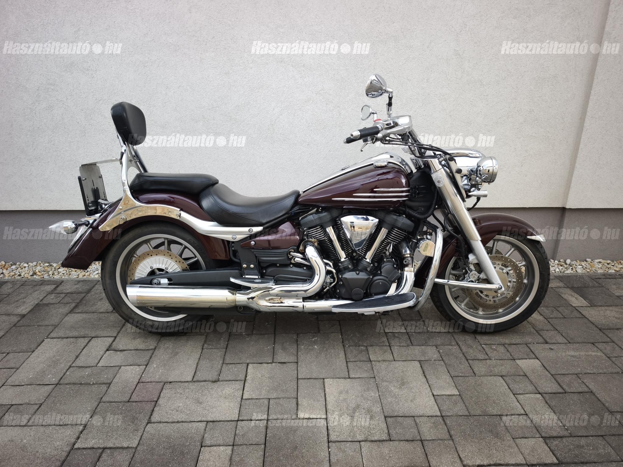 YAMAHA XV 1900 A MIDNIGHT STAR 2007/6 - 1