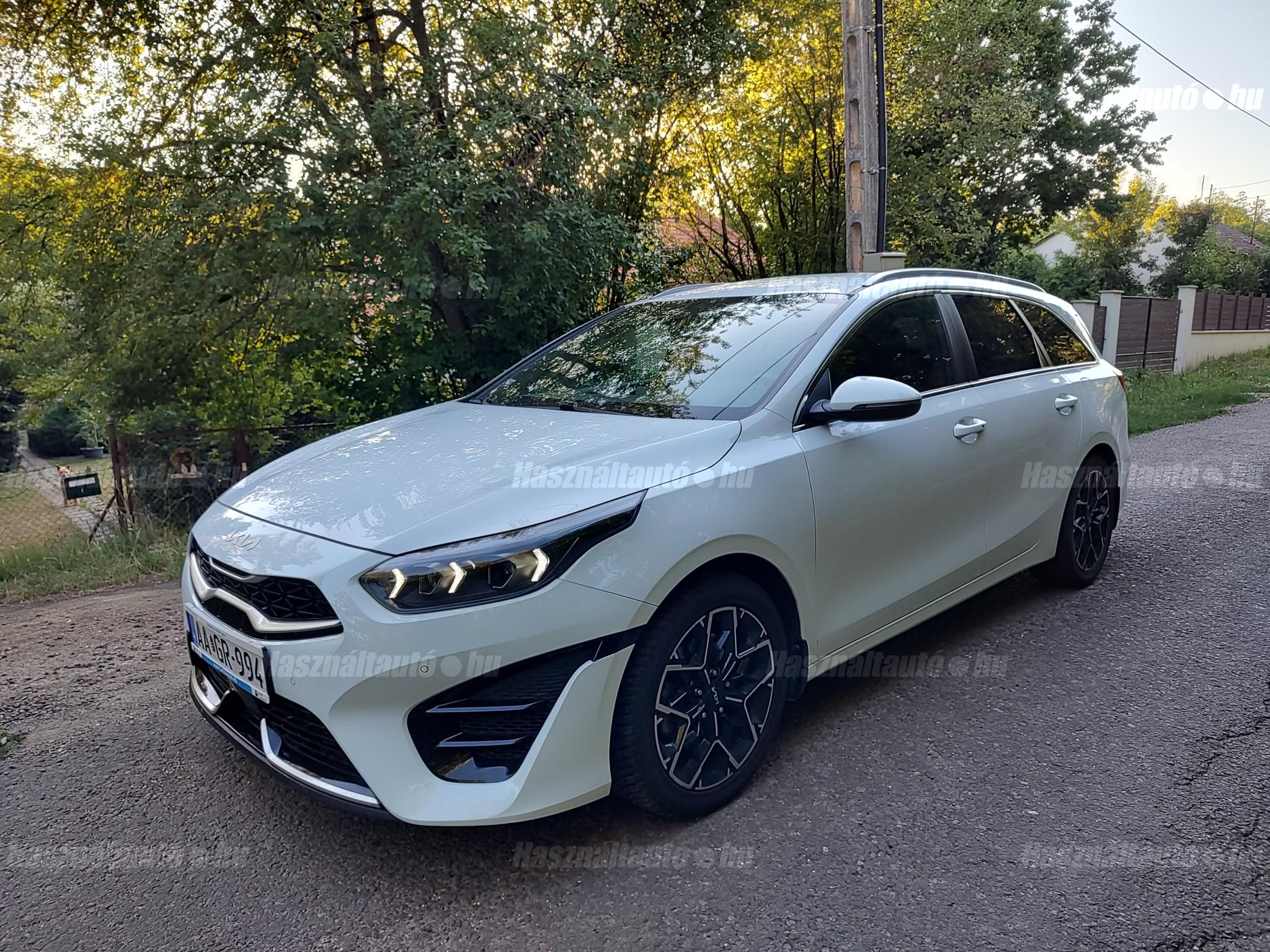 KIA CEE'D 2022/12 - 1