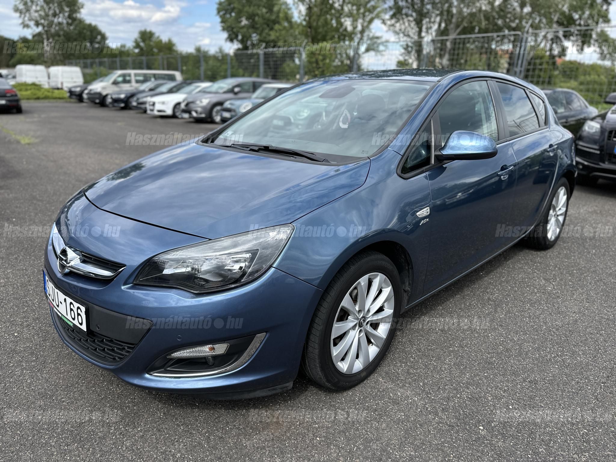 OPEL ASTRA J 2013/7 - 1