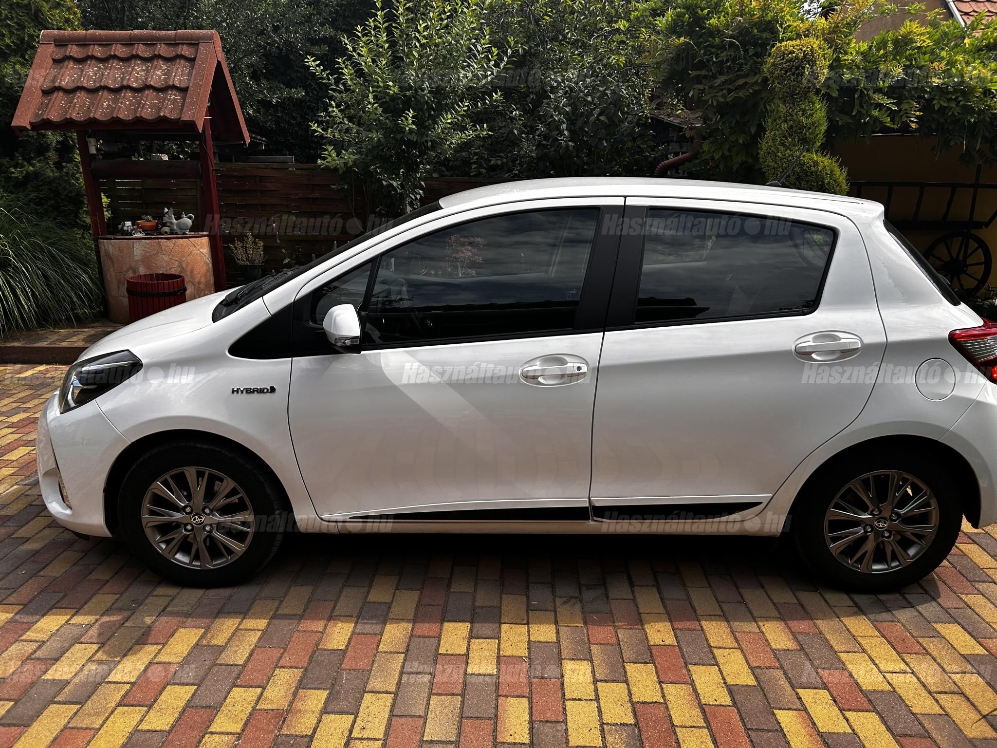 TOYOTA YARIS 2017/9 - 1