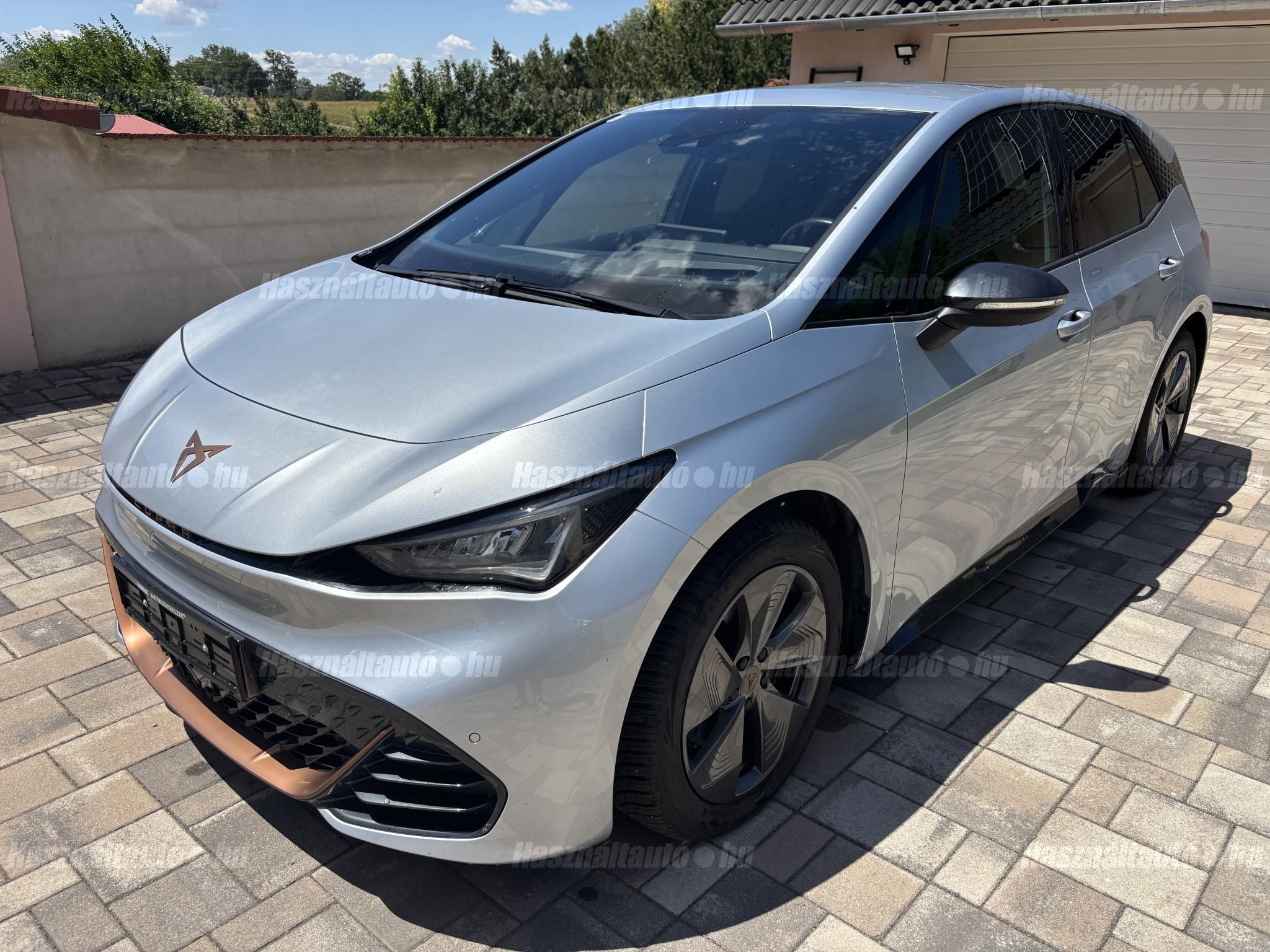 CUPRA BORN 2023/4 - 1