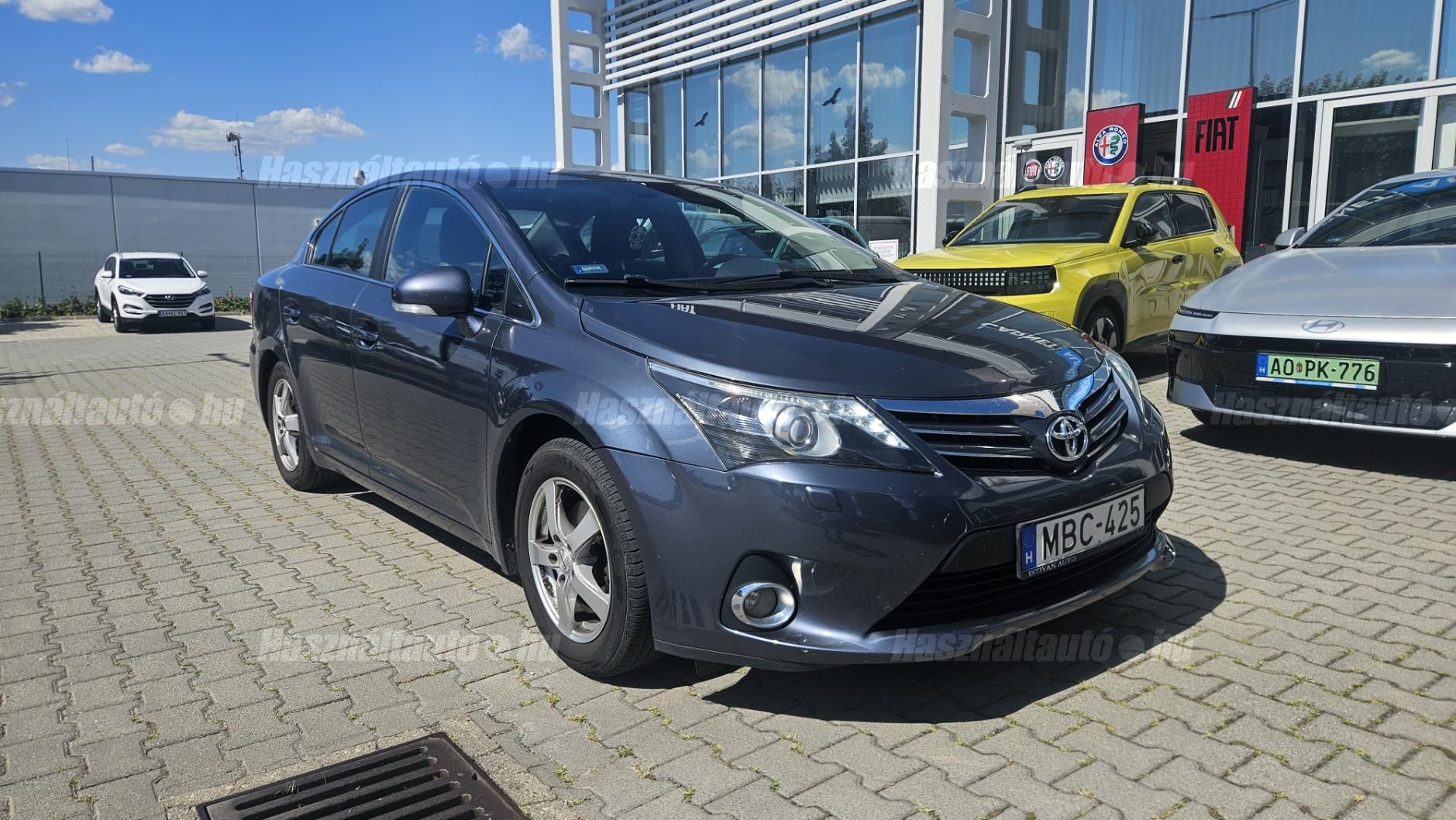 TOYOTA AVENSIS 2012/3 - 1