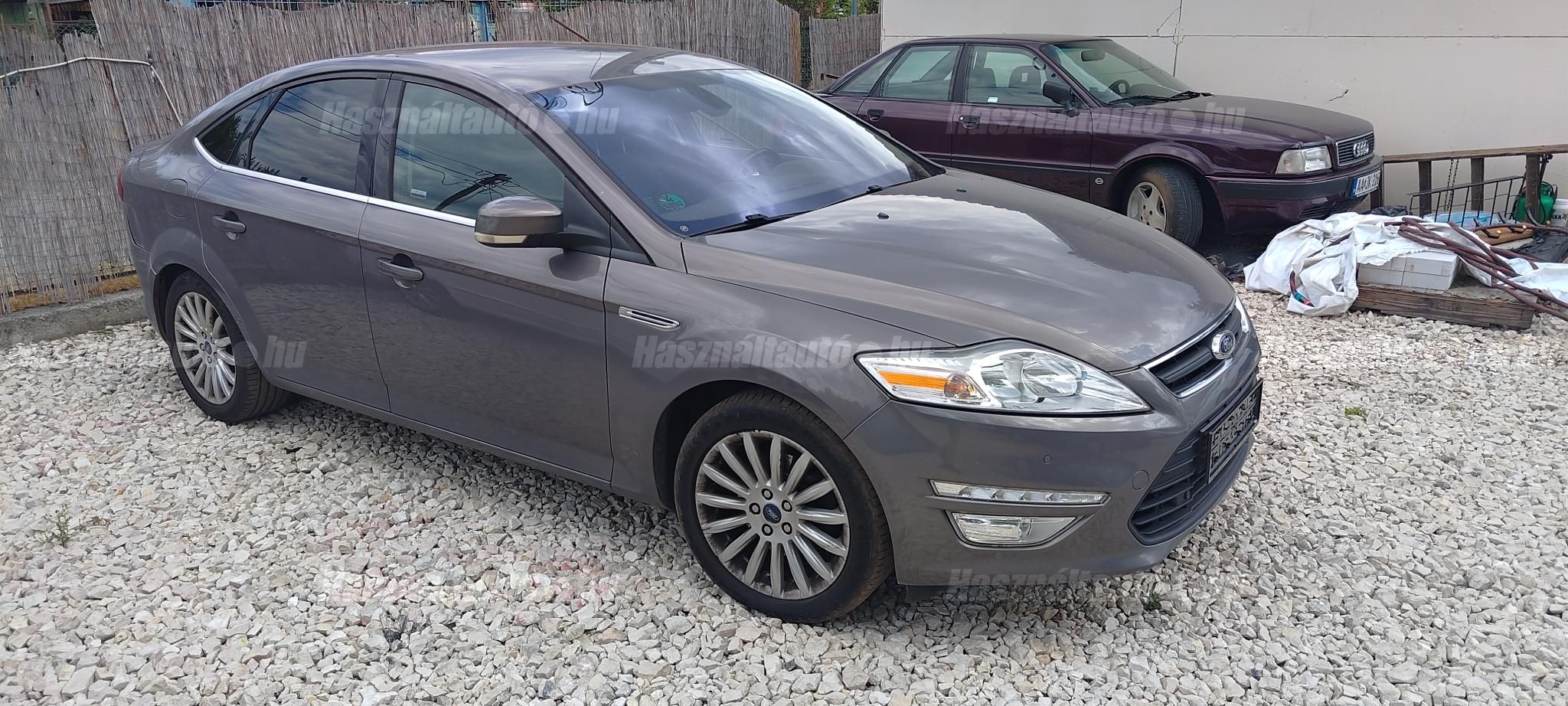 FORD MONDEO 2014/11 - 1