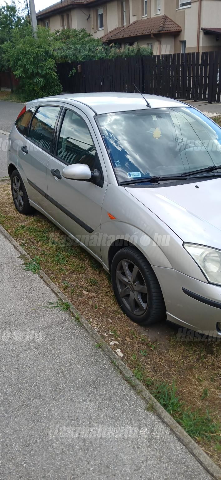FORD FOCUS 2004/10 - 1