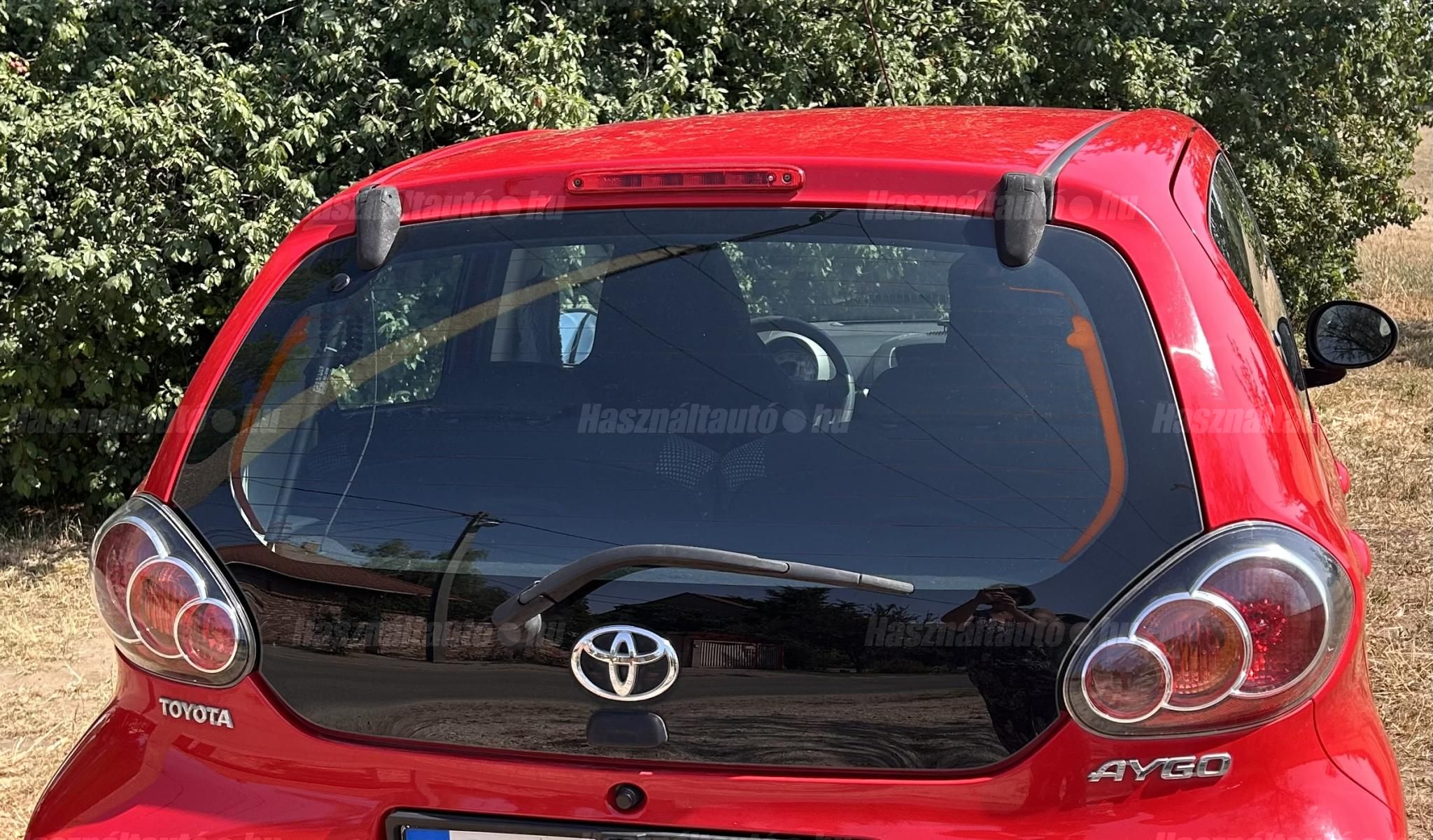 TOYOTA AYGO 2010/11 - 1