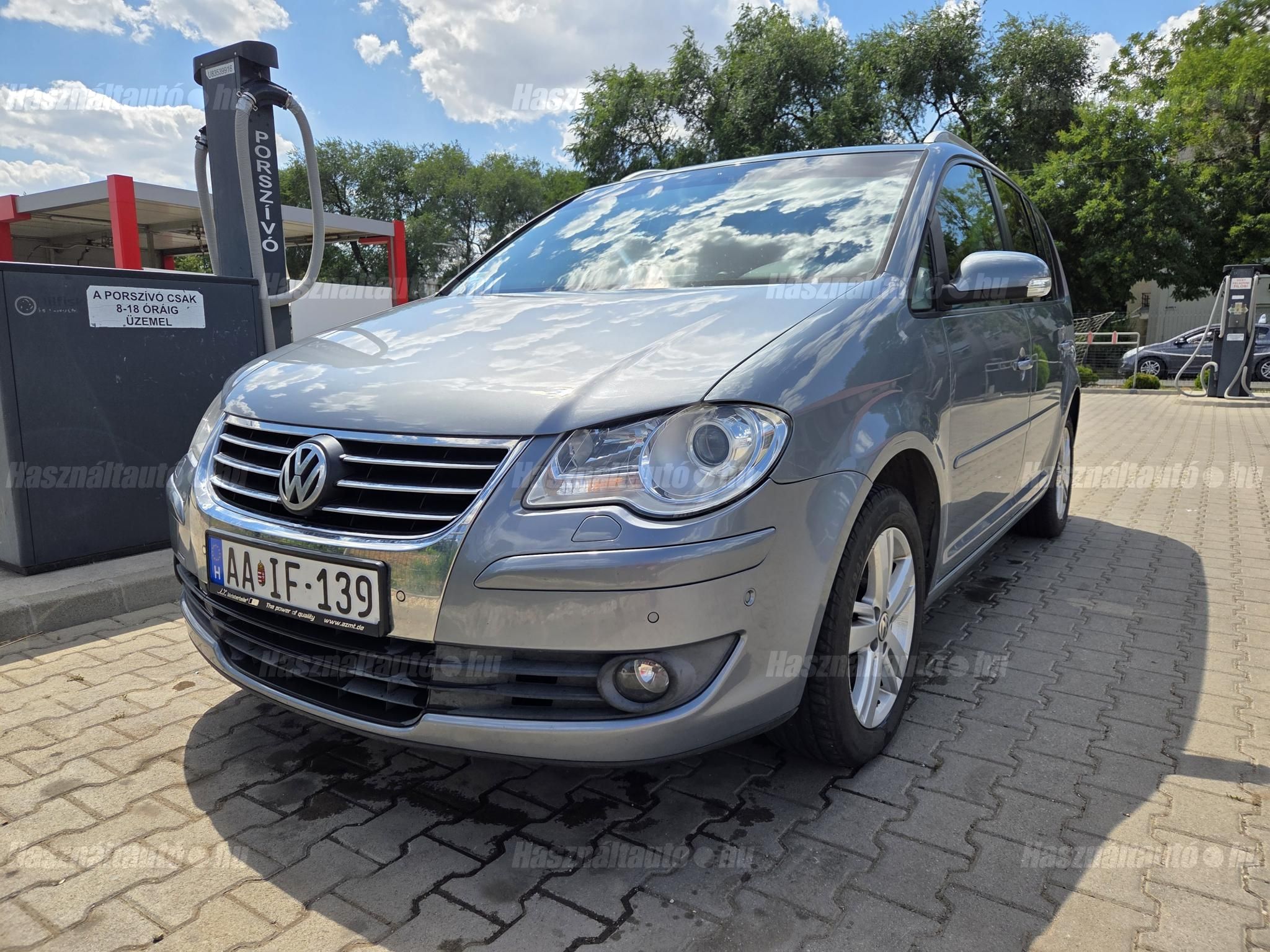 VOLKSWAGEN TOURAN 2007/9 - 1