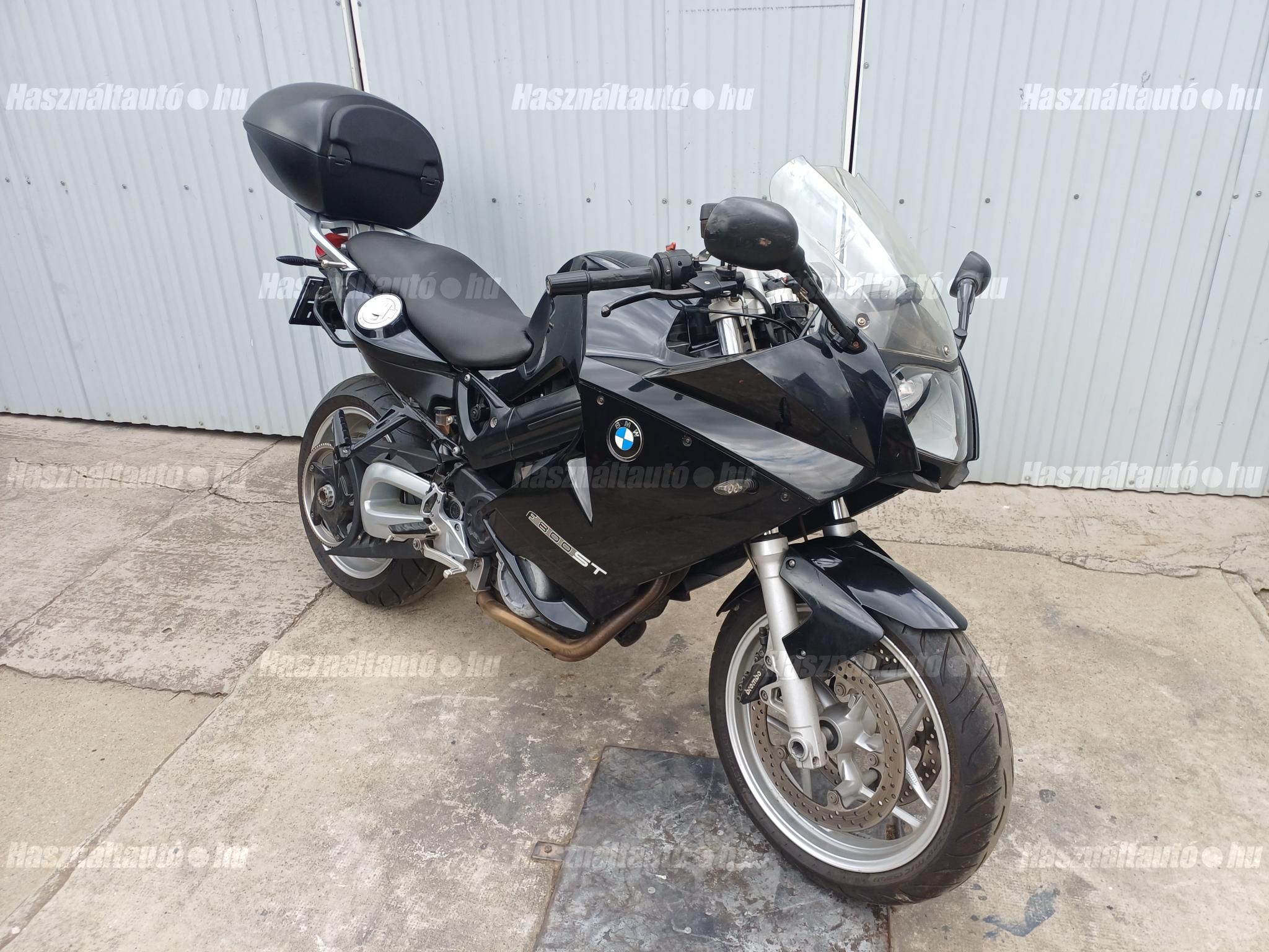 BMW F 800 ST 2012/3 - 1