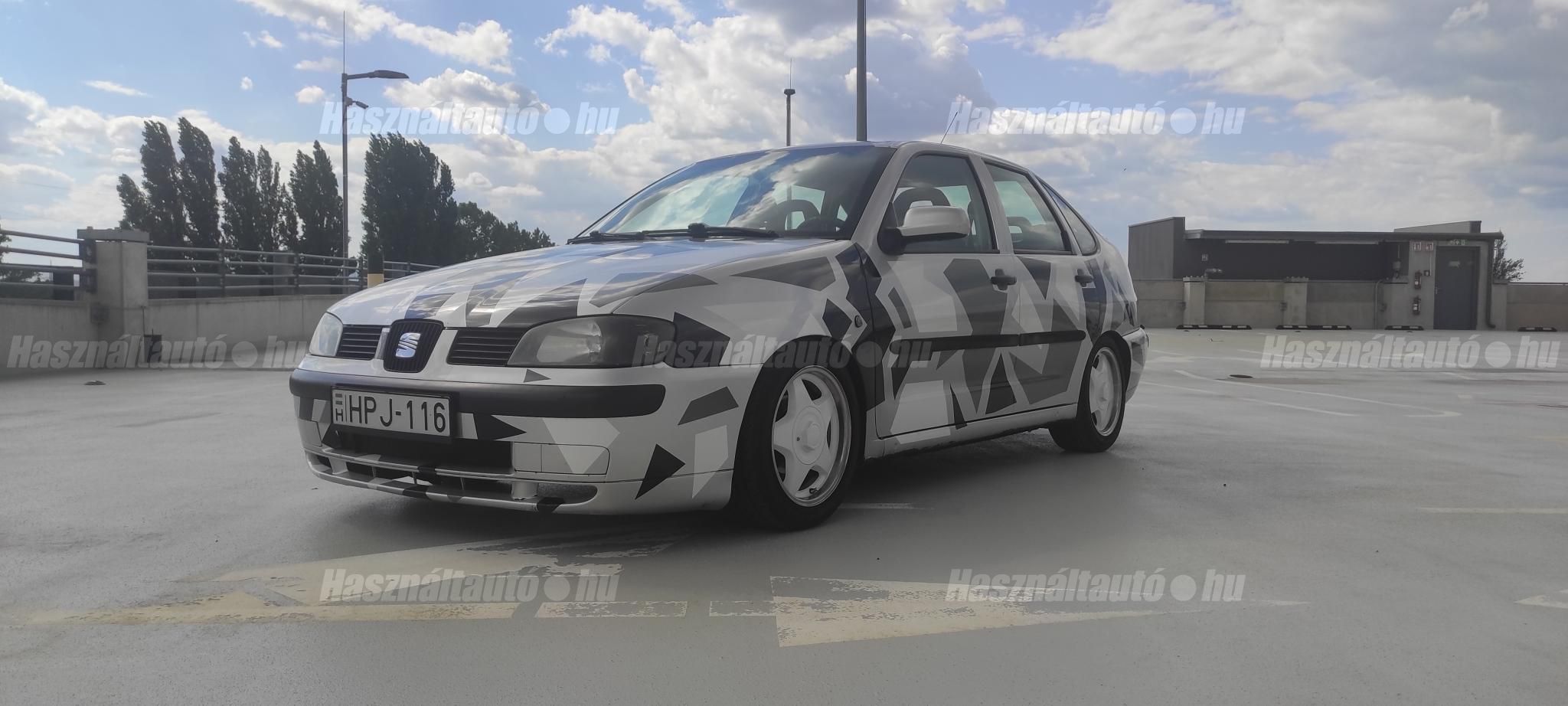 SEAT CORDOBA 2001/3 - 1