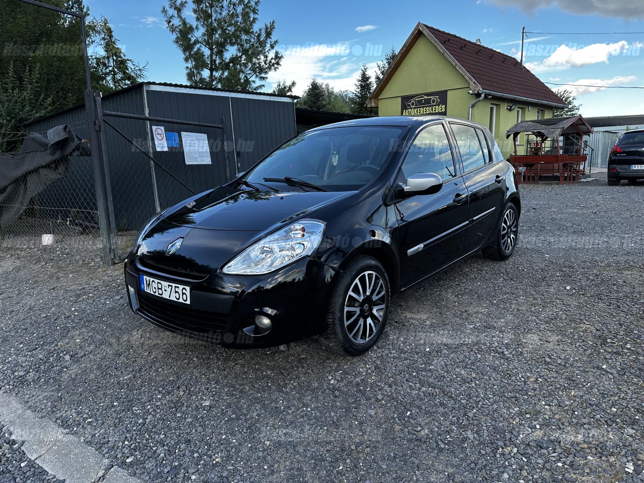 RENAULT CLIO 2012/9 - 1