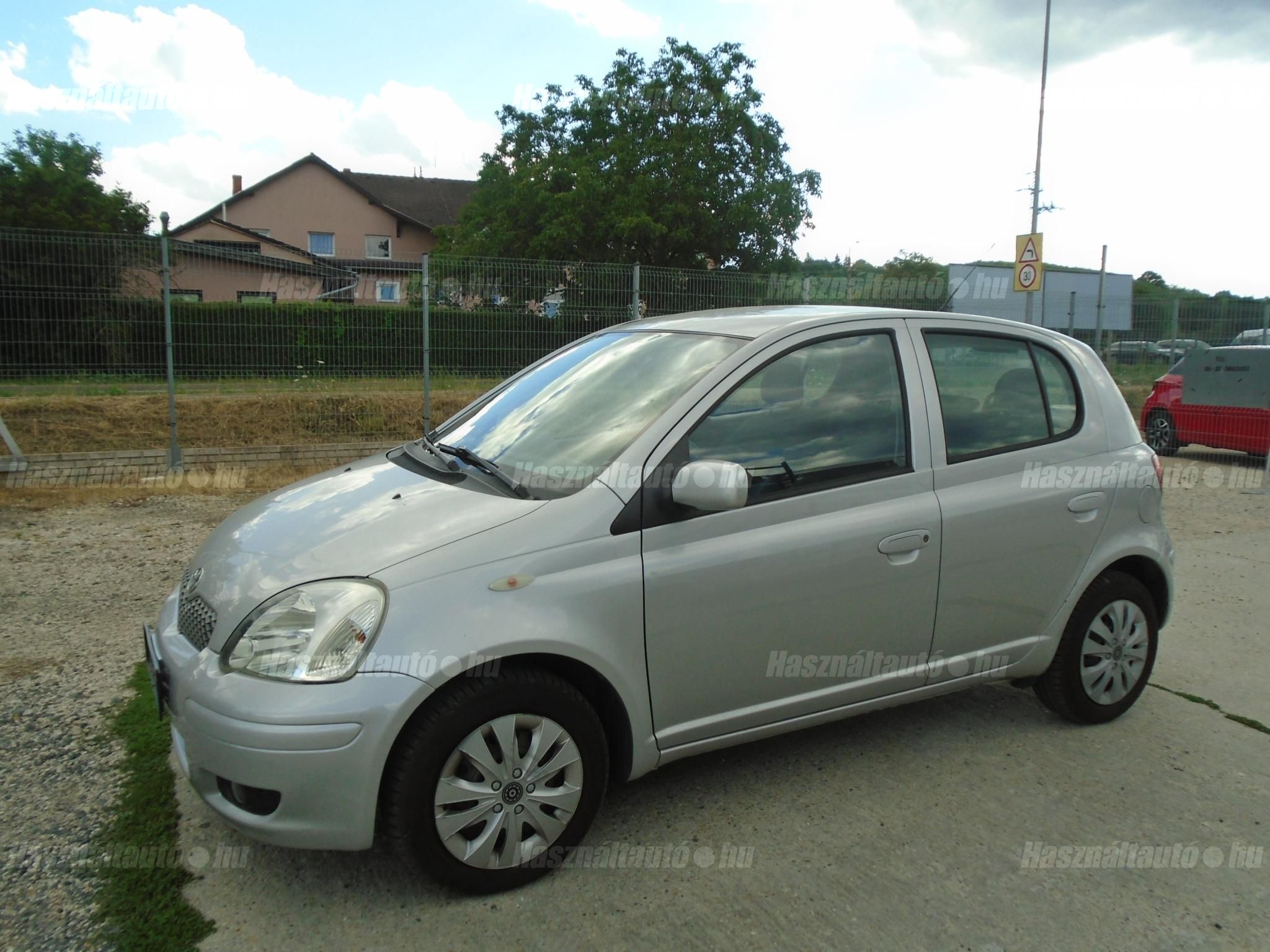 TOYOTA YARIS 2005/6 - 1
