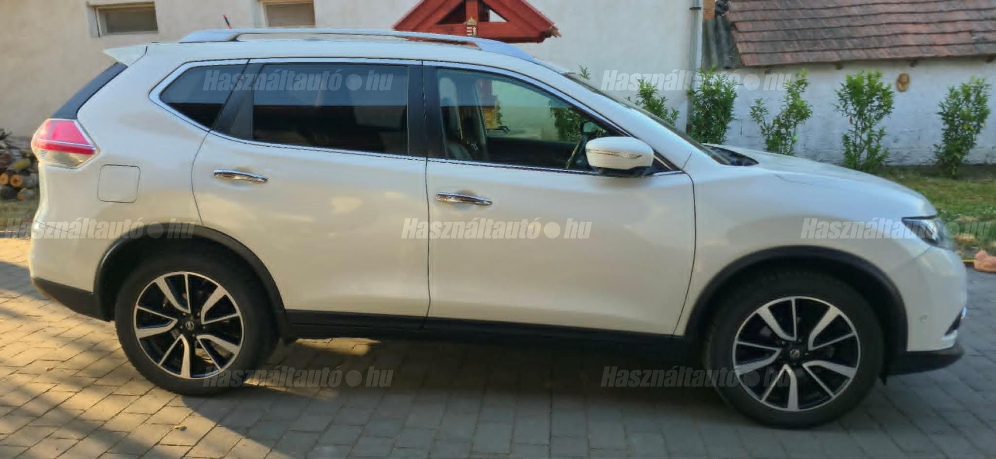 NISSAN X-TRAIL 2014/10 - 1