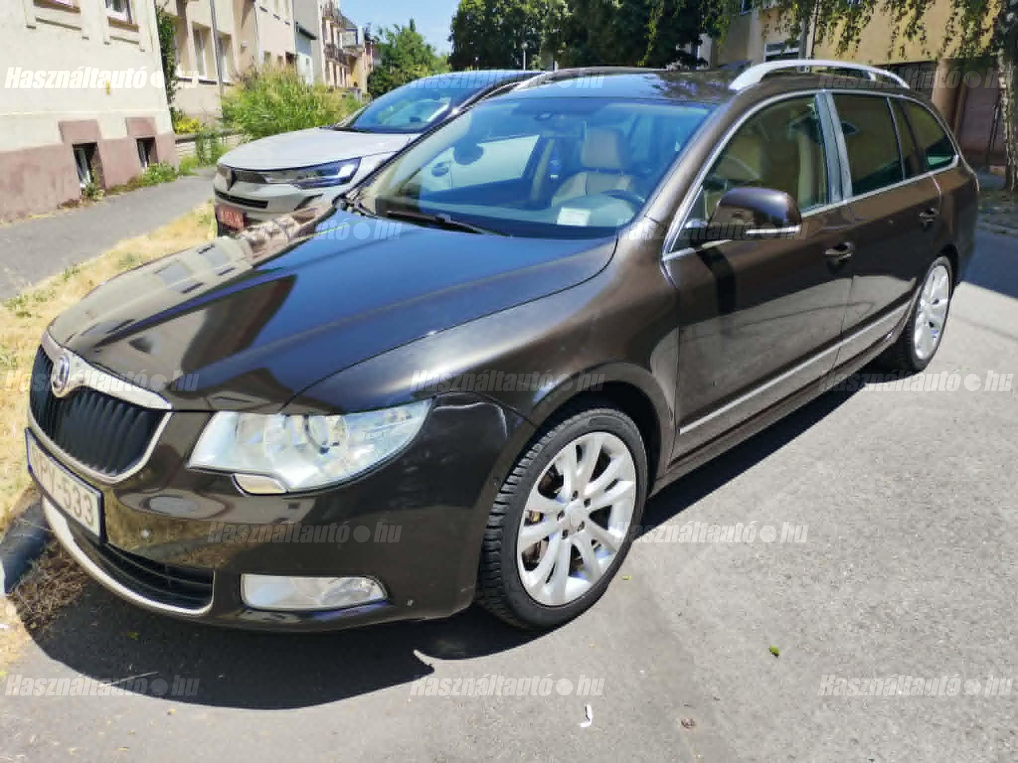 SKODA SUPERB 2013/3 - 1