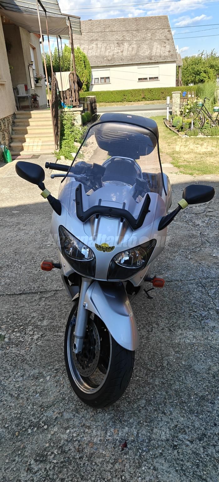 YAMAHA FJR 1300 2002 - 1