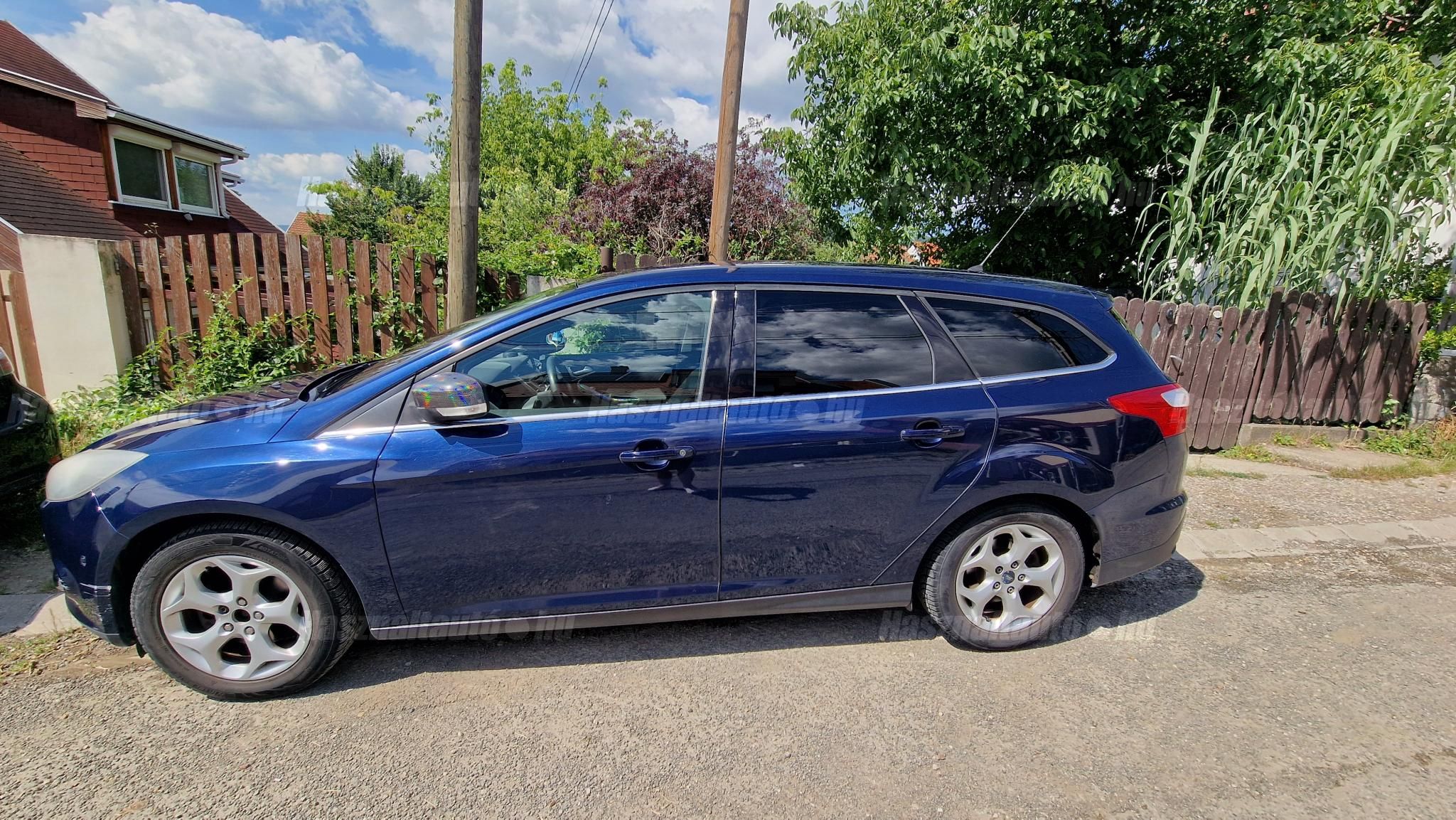 FORD FOCUS 2011/12 - 1