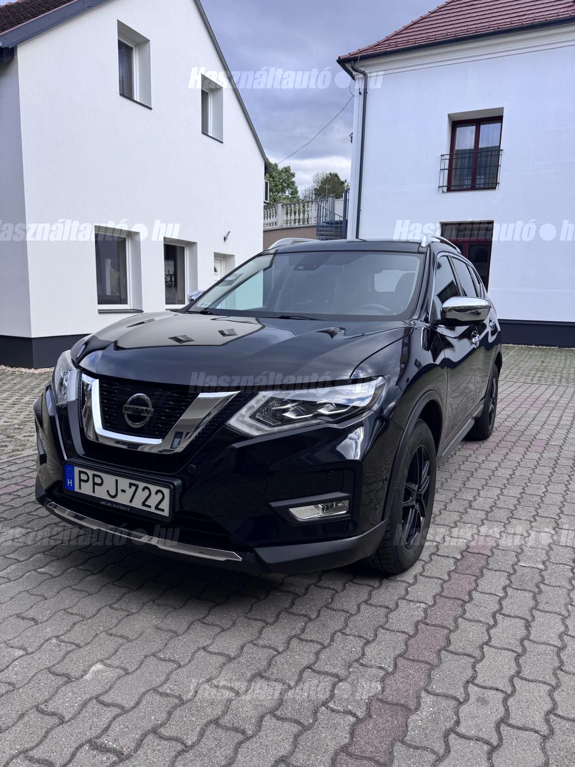 NISSAN X-TRAIL 2017/12 - 1