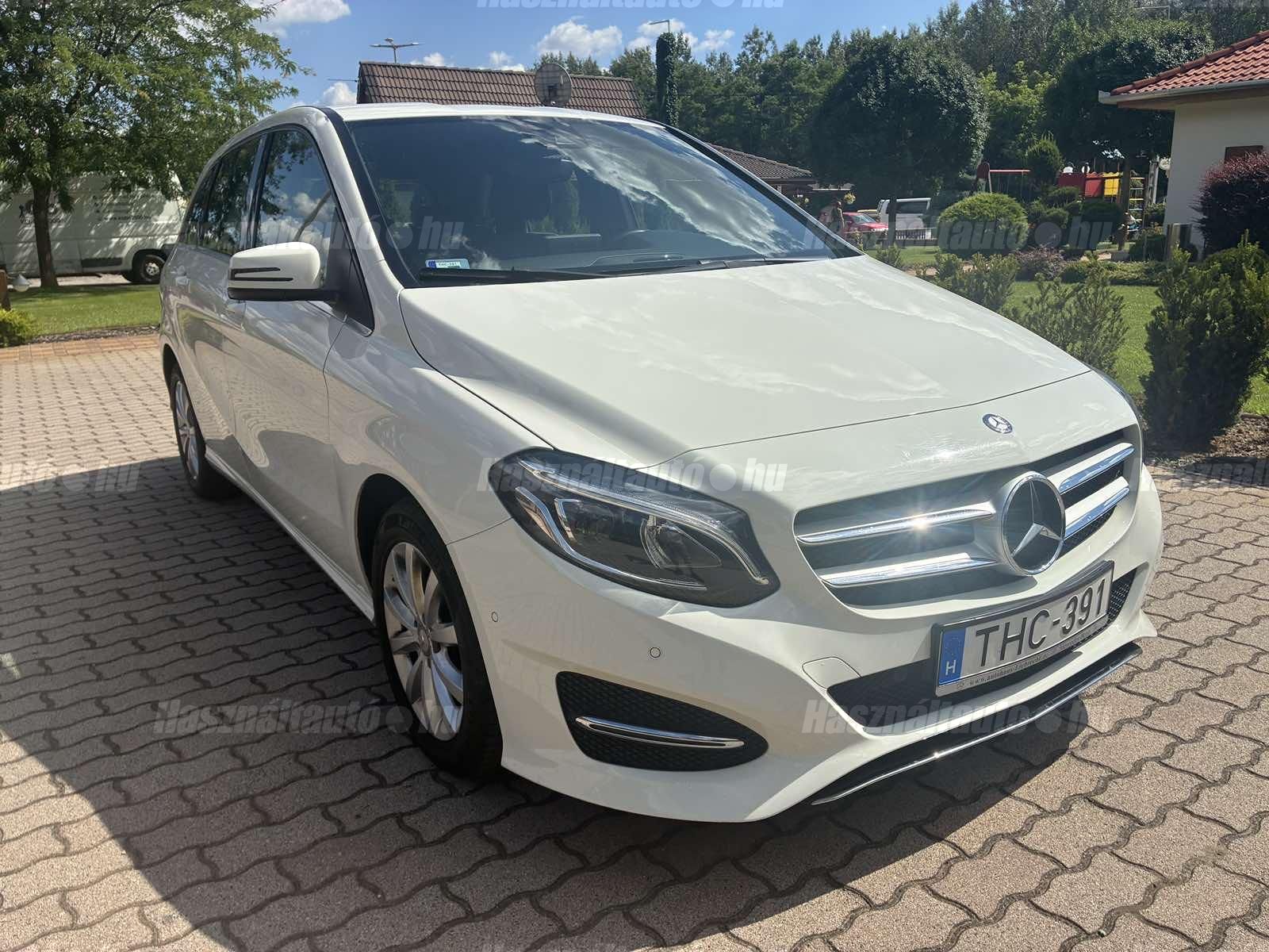 MERCEDES-BENZ B 180 2017/2 - 1