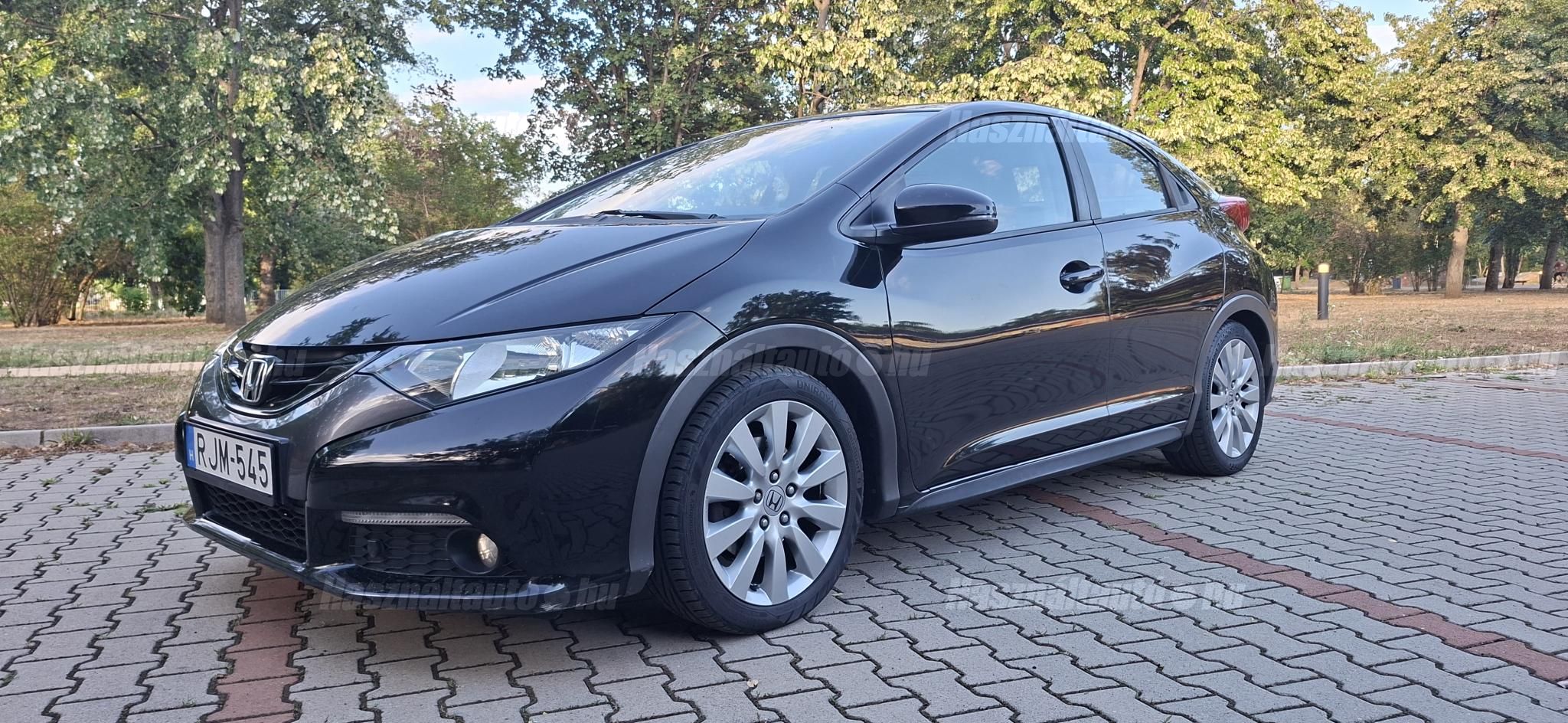 HONDA CIVIC 2012/3 - 1