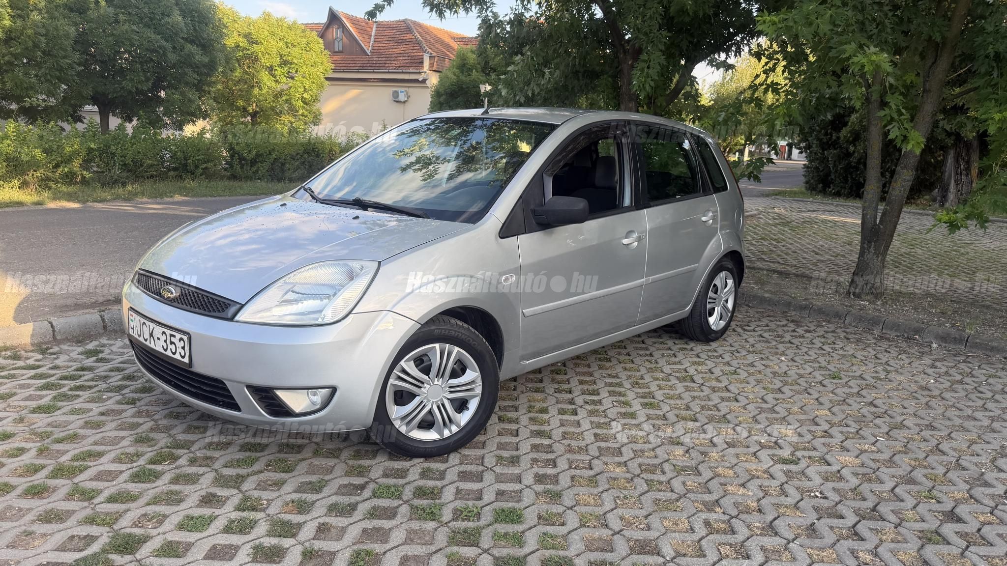 FORD FIESTA 2004/4 - 1