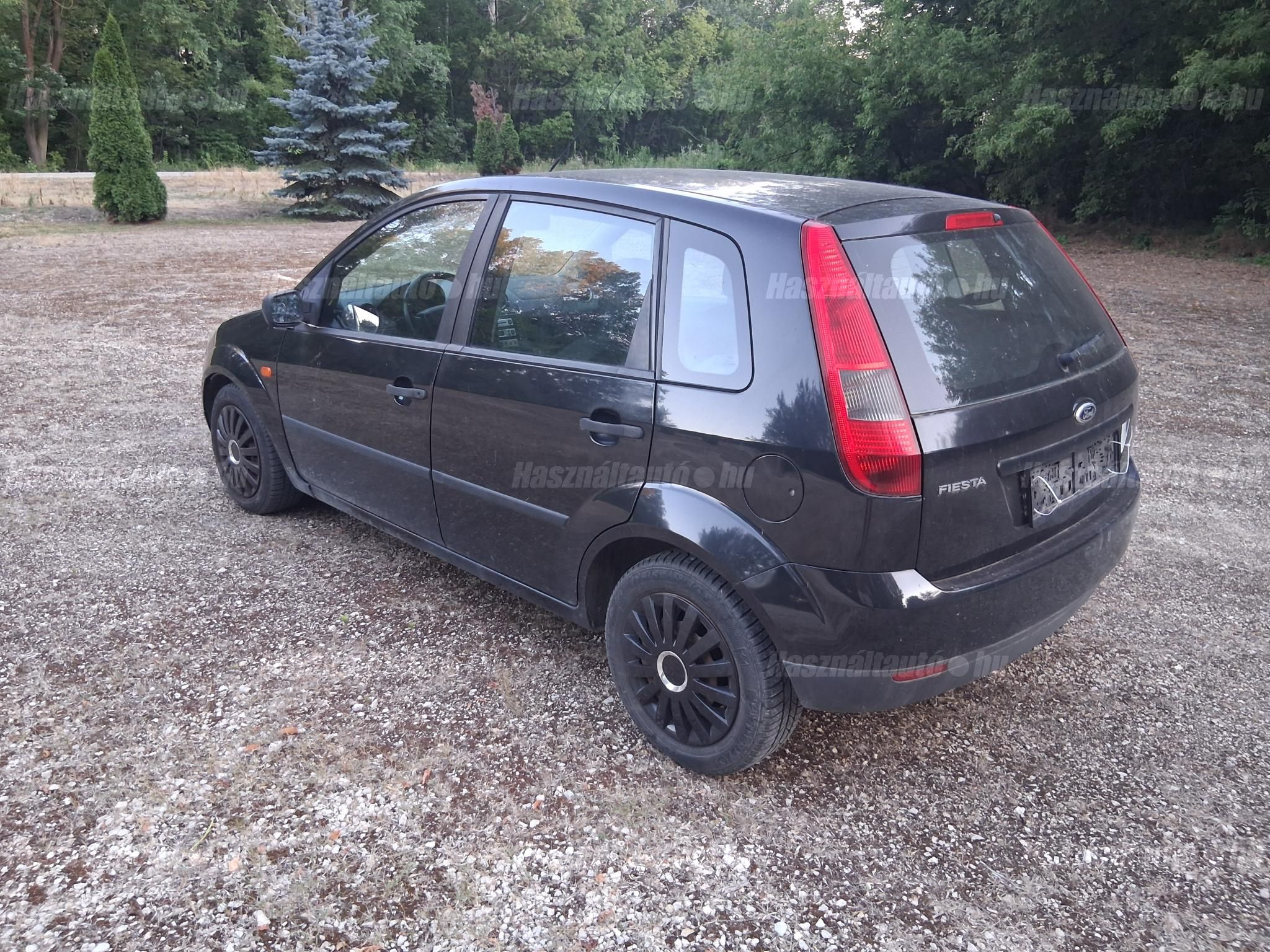 FORD FIESTA 2004/8 - 1