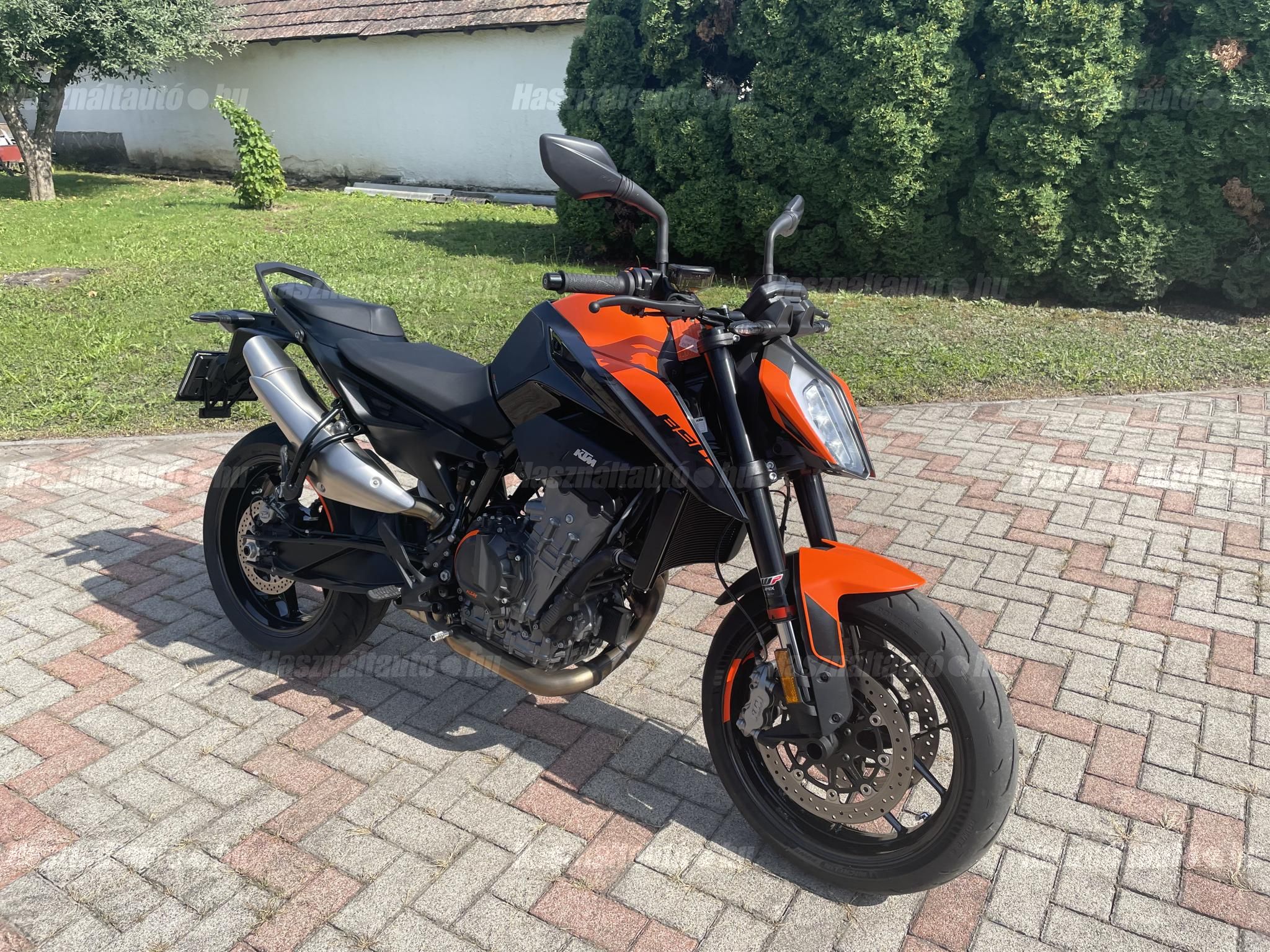 KTM 690 DUKE 2021/6 - 1