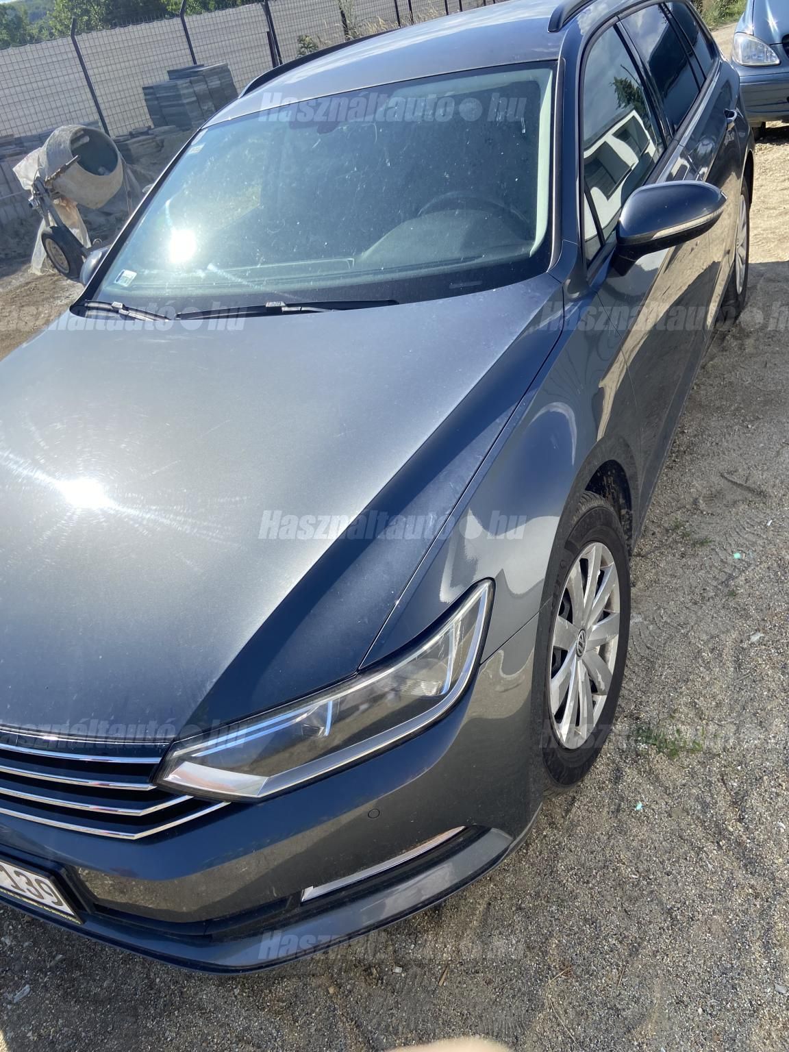 VOLKSWAGEN PASSAT VIII 2015/8 - 1
