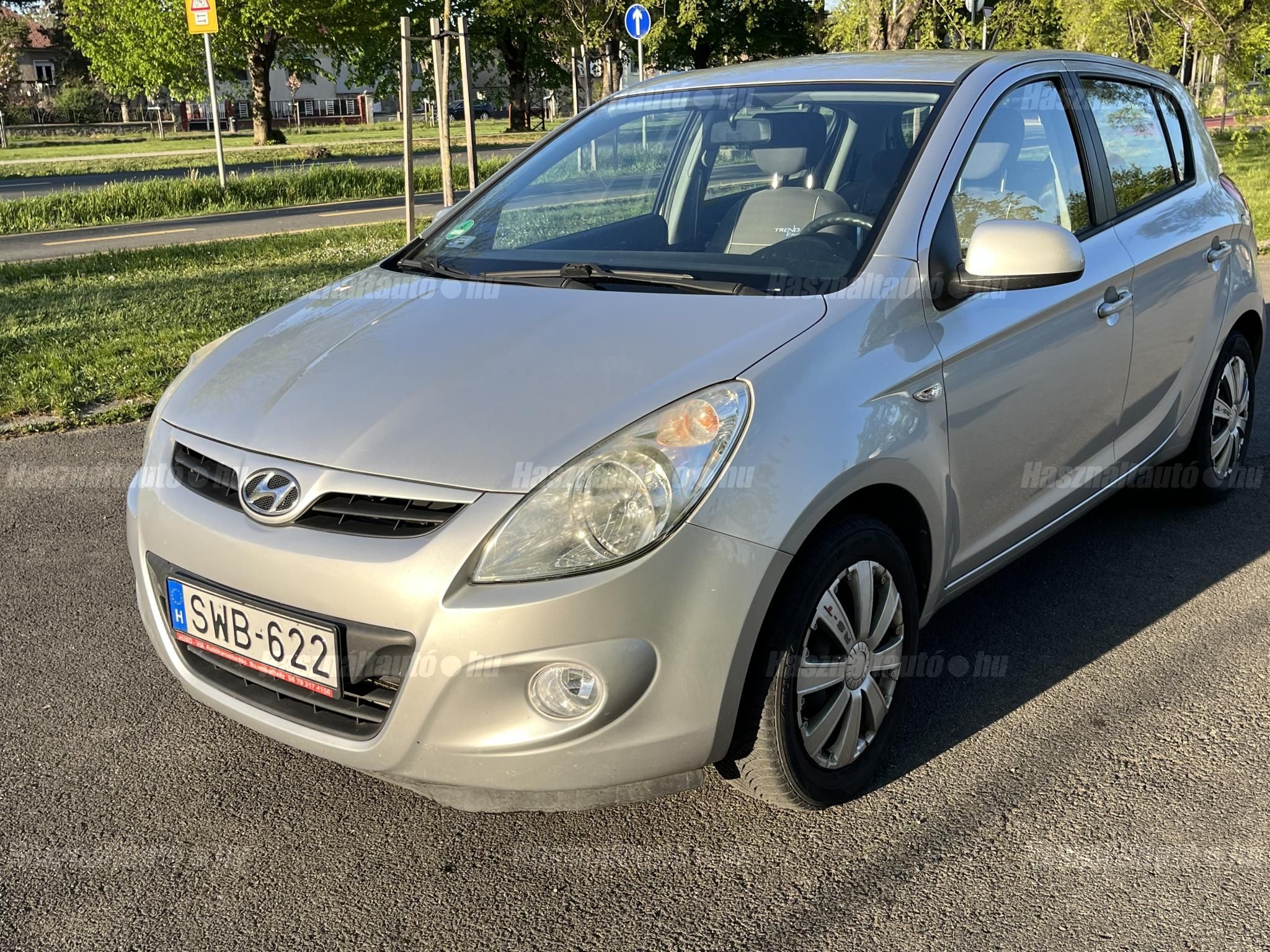 HYUNDAI I20 2010/5 - 1