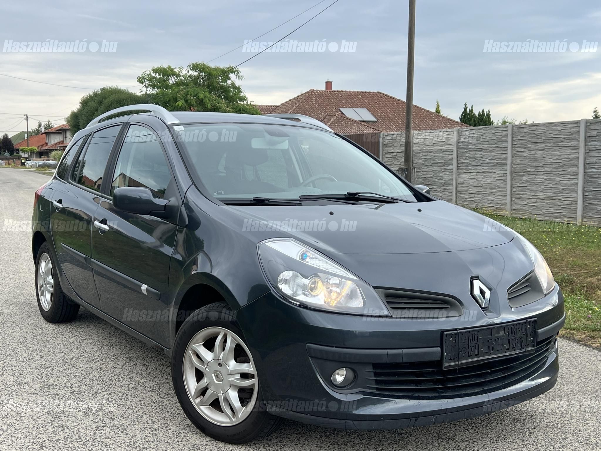 RENAULT CLIO 2008/10 - 1