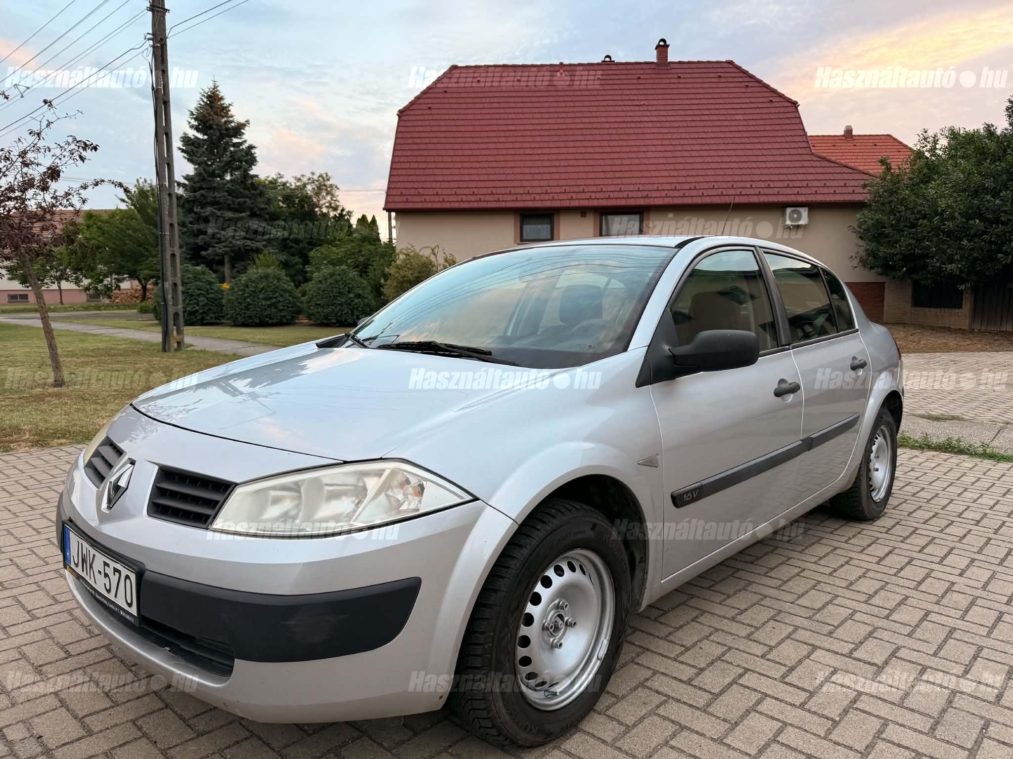 RENAULT MEGANE 2005/9 - 1