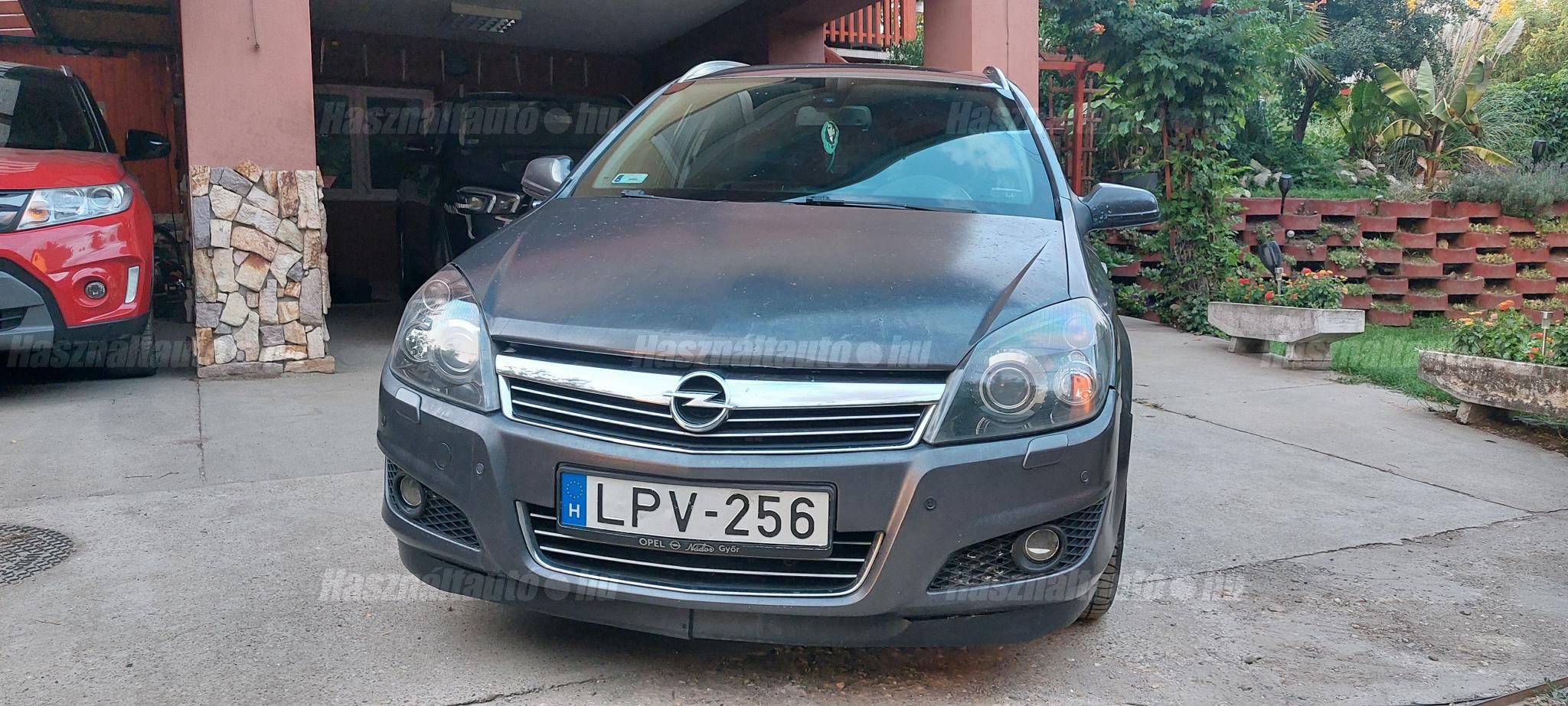 OPEL ASTRA H 2009/12 - 1