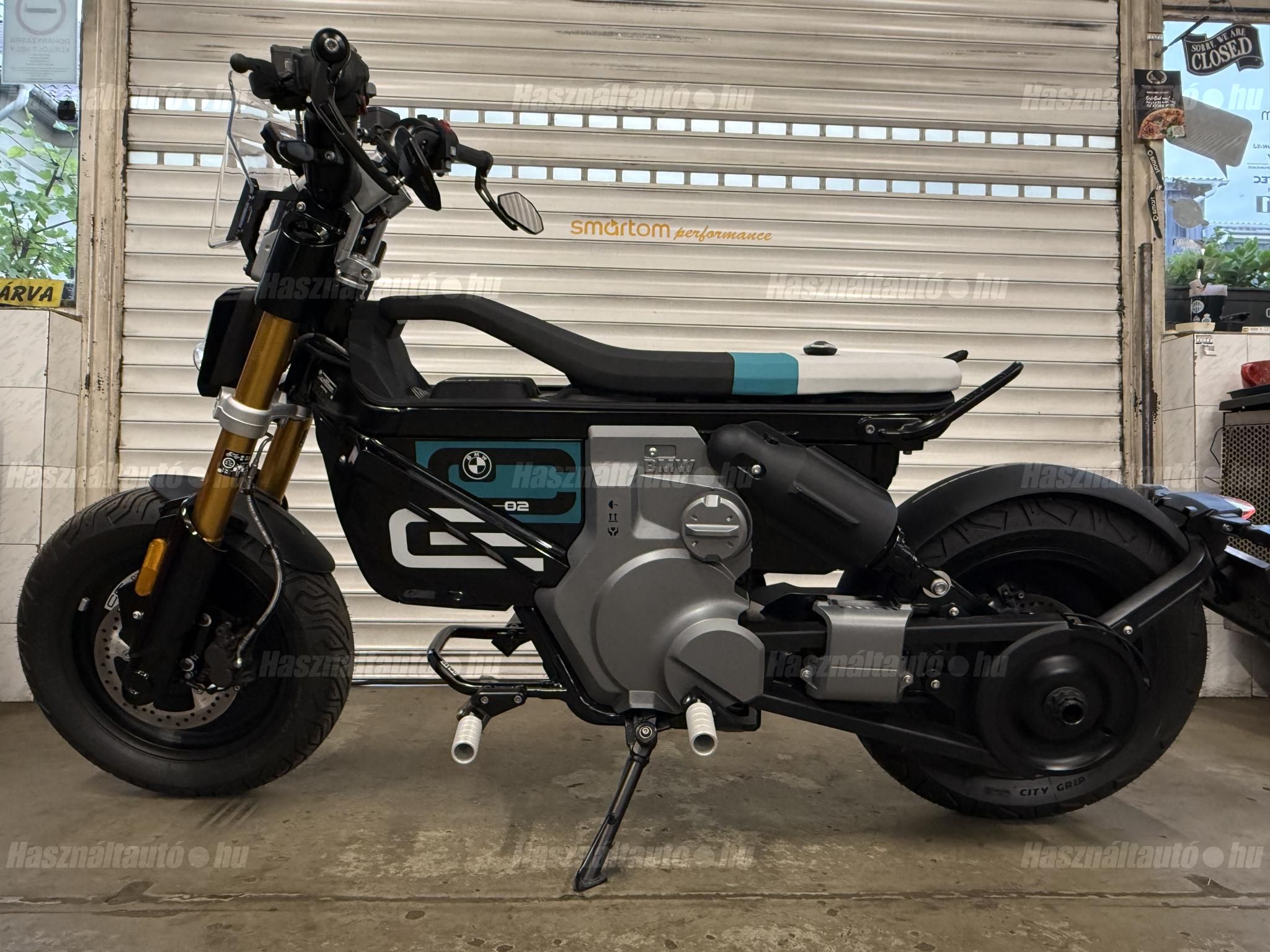BMW CE 02 2025/6 - 1