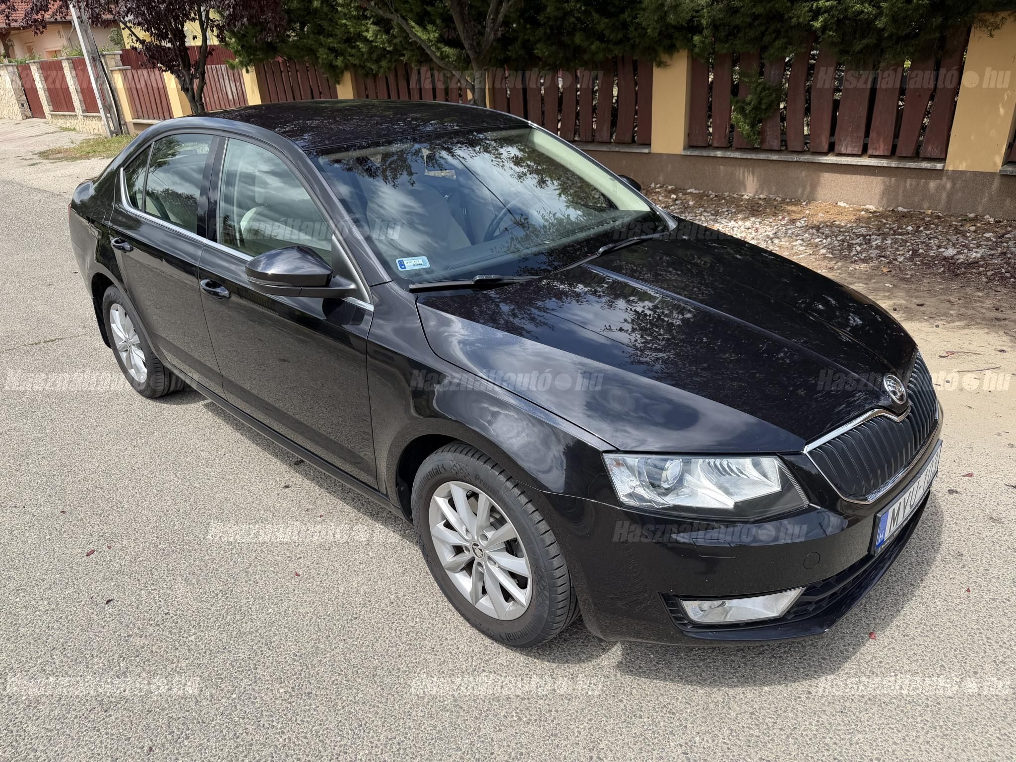 SKODA OCTAVIA 2014/12 - 1