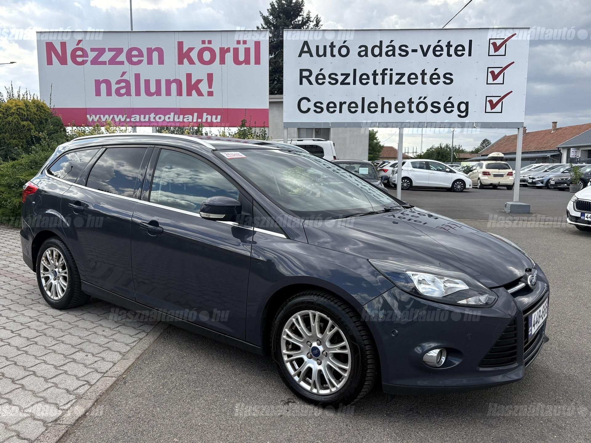 FORD FOCUS 2011/10 - 1