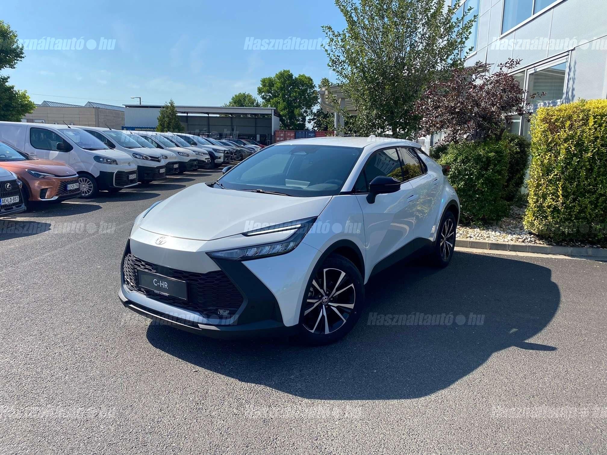TOYOTA C-HR 2026 - 1