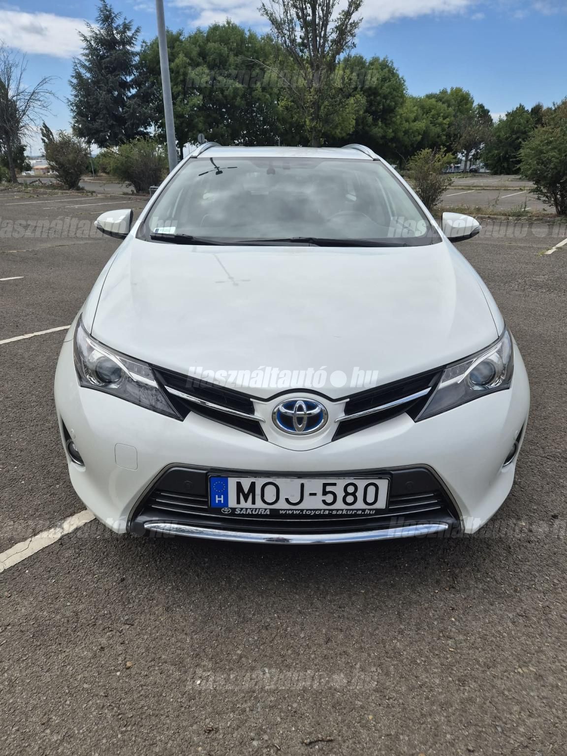 TOYOTA AURIS 2013/12 - 1