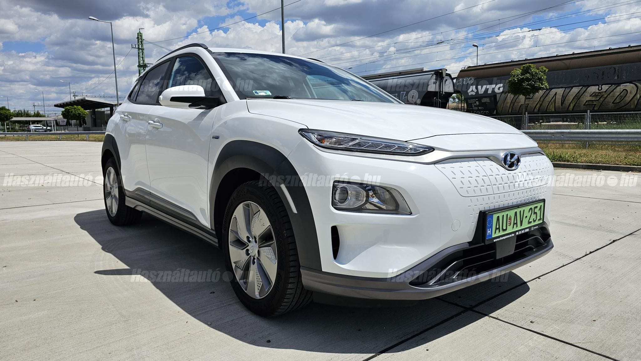 HYUNDAI KONA 2020/12 - 1