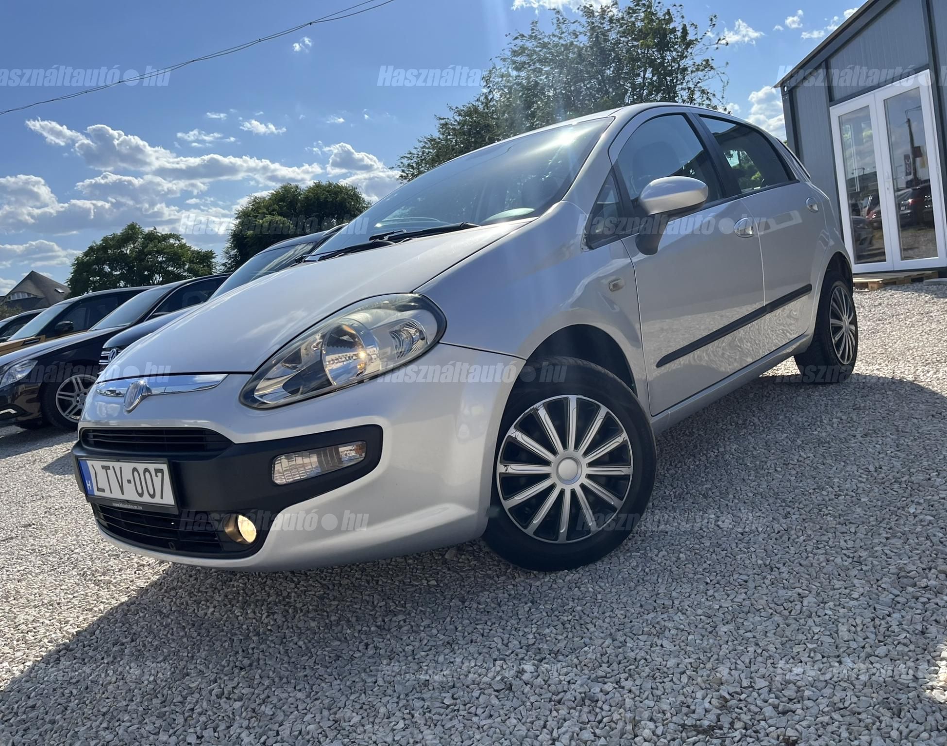 FIAT PUNTO 2010/9 - 1
