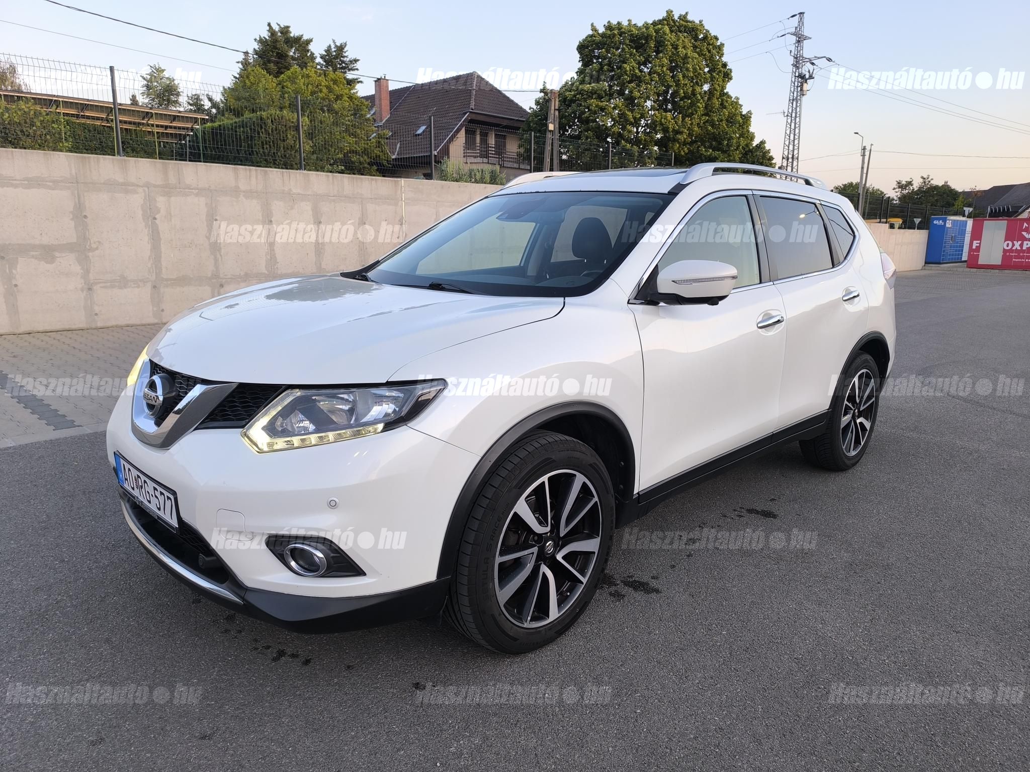 NISSAN X-TRAIL 2015/7 - 1