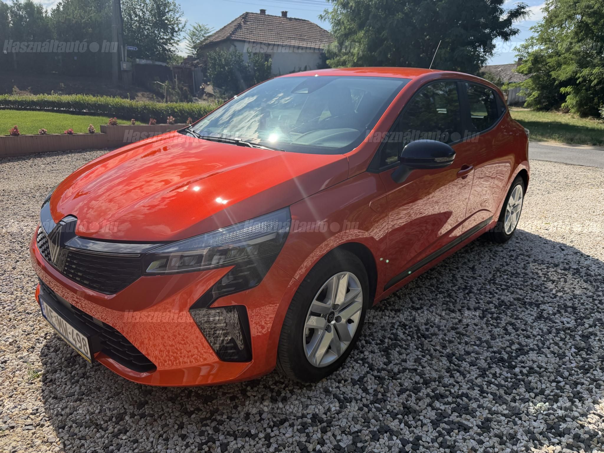 RENAULT CLIO 2024/5 - 1