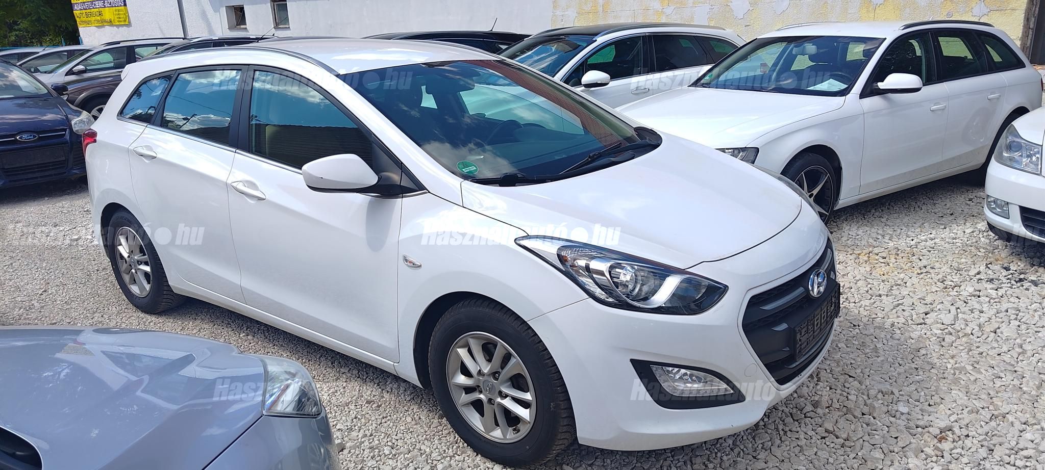 HYUNDAI I30 2015/8 - 1
